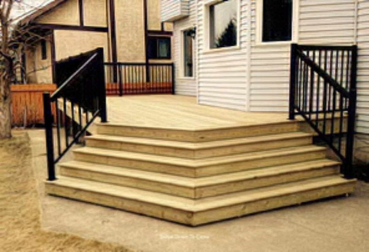 Deck by Right Angles