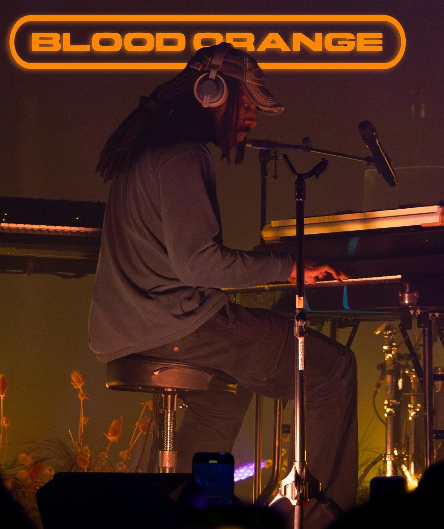 BLOOD ORANGE LIVE AT BROOKLYN STEEL
11.30.2025

Full gallery and article on @captured_noise 

#nycconcertphotography #brooklynsteel #bloodorange #devhynes #concertphotography
