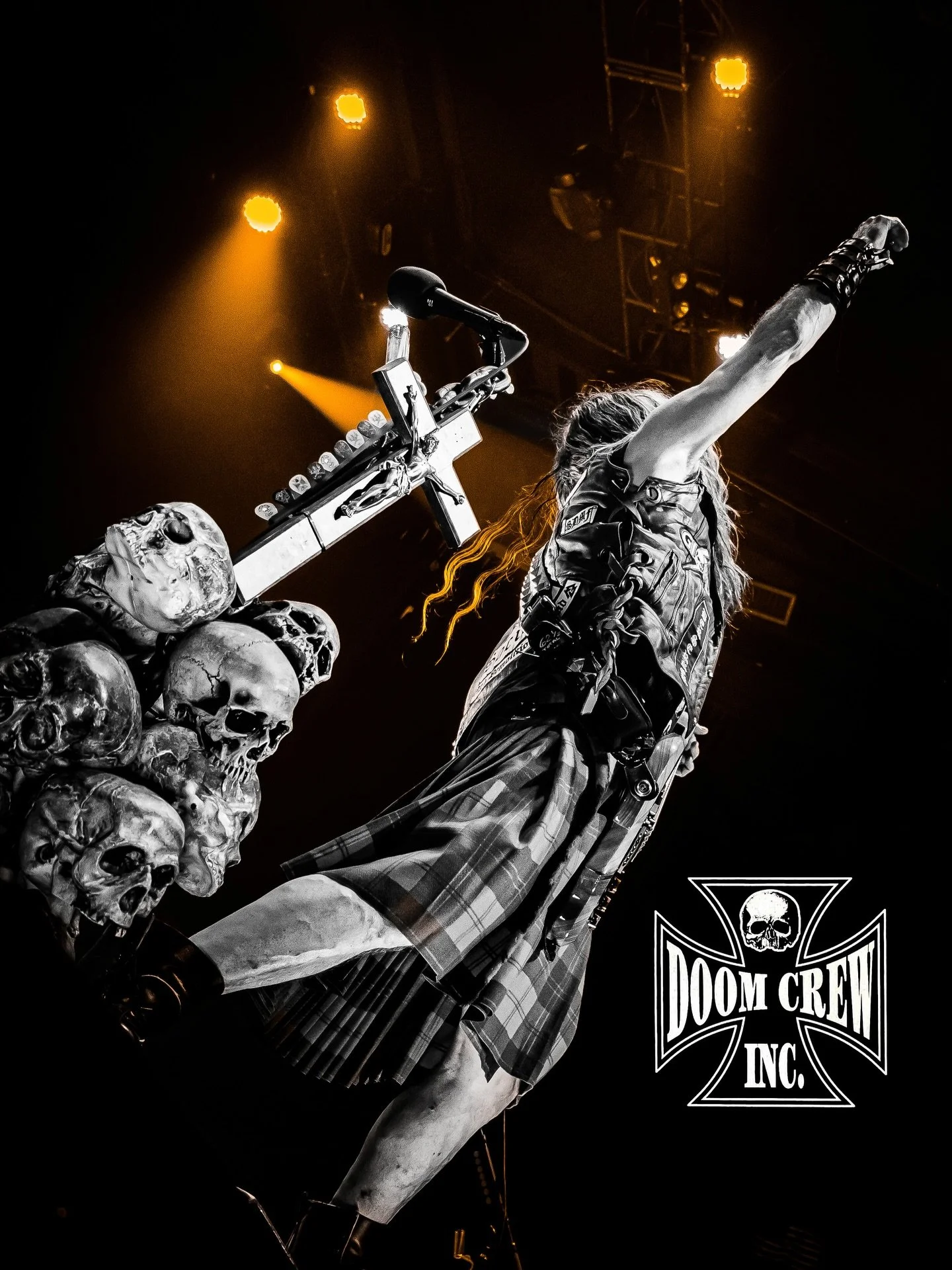 THE NEW JERSEY CHAPTER 🤘🔥

Full gallery and article on capturednoise.com 📸

#blacklabelsociety #blacklabelsocietyunited #zakkwylde #enginesofdemolition #wellmonttheater