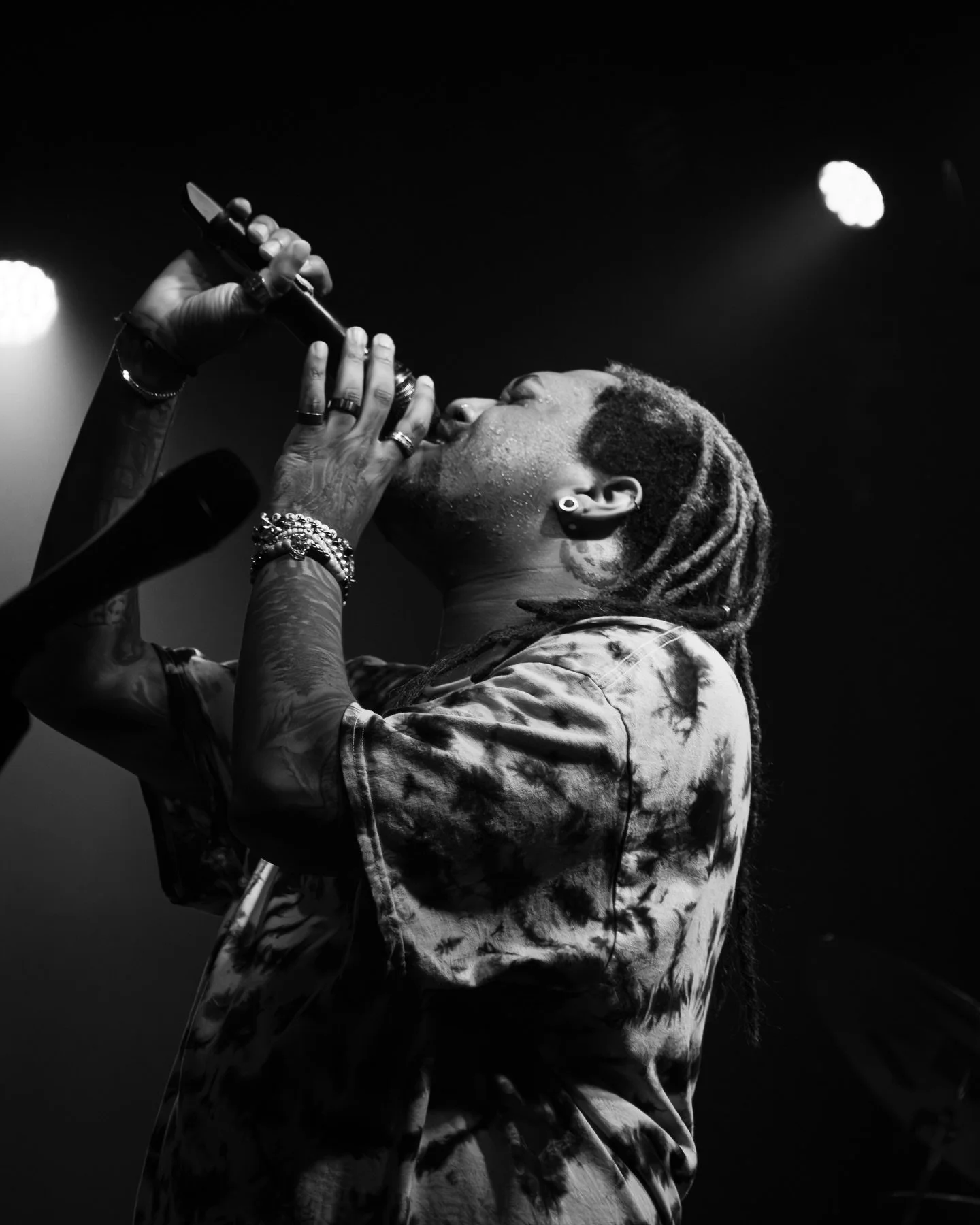 🖤 THE ONLY TIME YOU LOVE ME&rsquo;S WHEN THE LIGHTS OUT 🖤 

MAGNOLIA PARK AT THE HOUSE OF INDEPENDENTS

📸 Full gallery and review on capturednoise.com

#magnoliapark #nightsaftervamp #nightsaftervamptour #houseofindependents #asburypark
