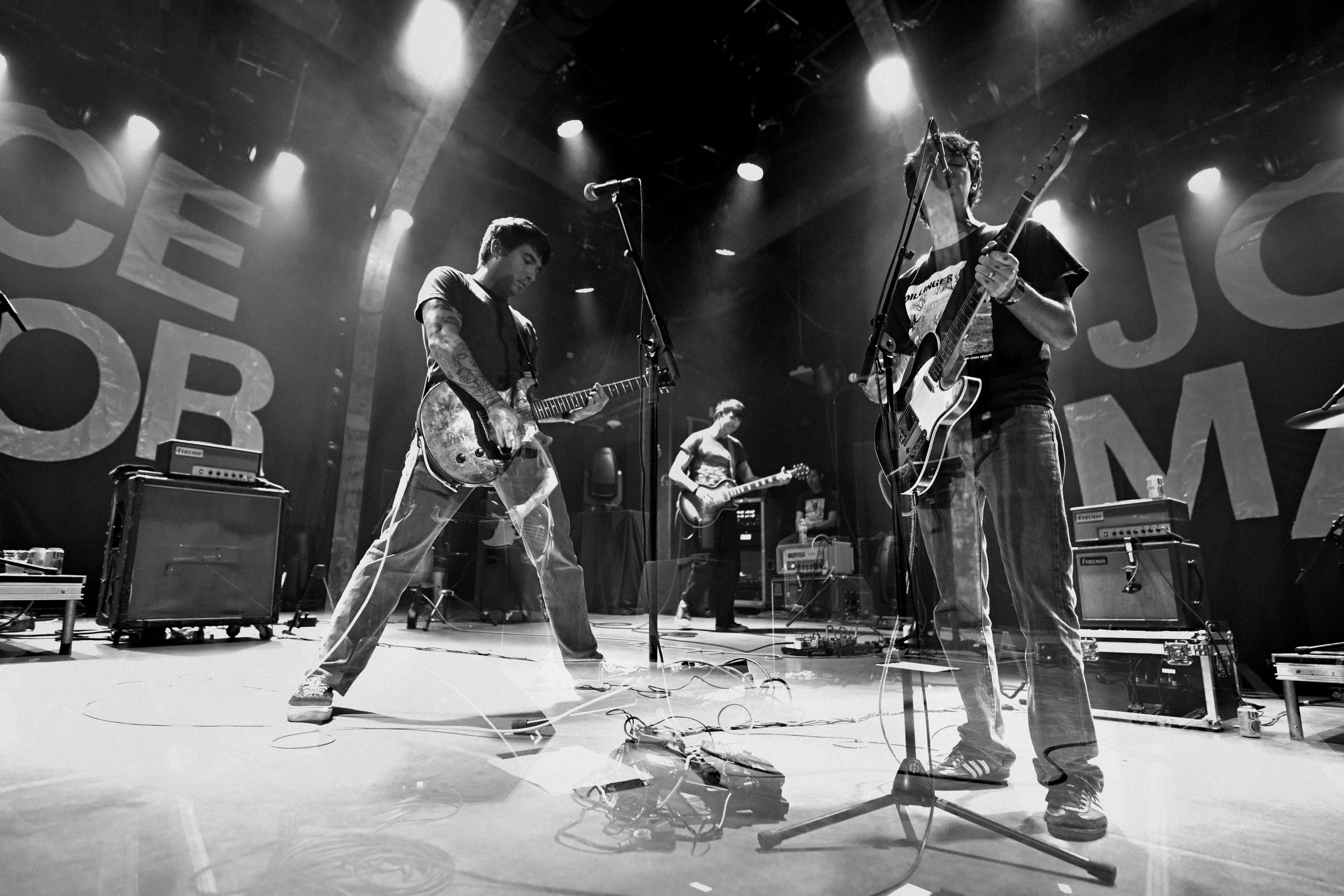 Matt Campbe-@campbell_shoup-JoyceManorCaptured Noise coverage-08.jpg