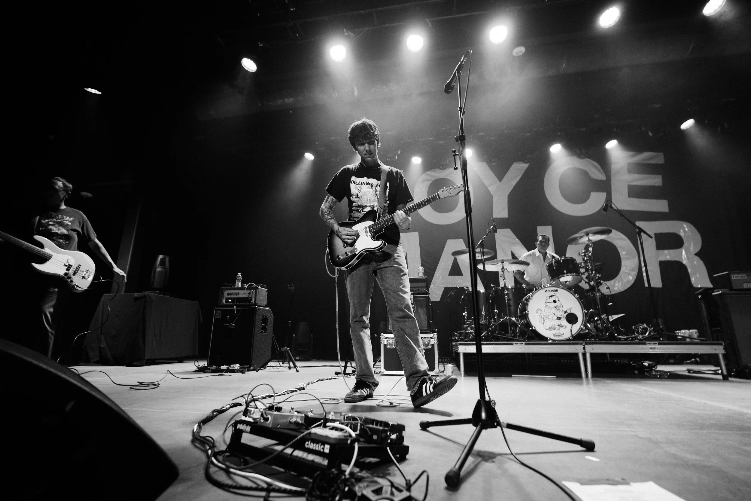 Matt Campbe-@campbell_shoup-JoyceManorCaptured Noise coverage-09.jpg