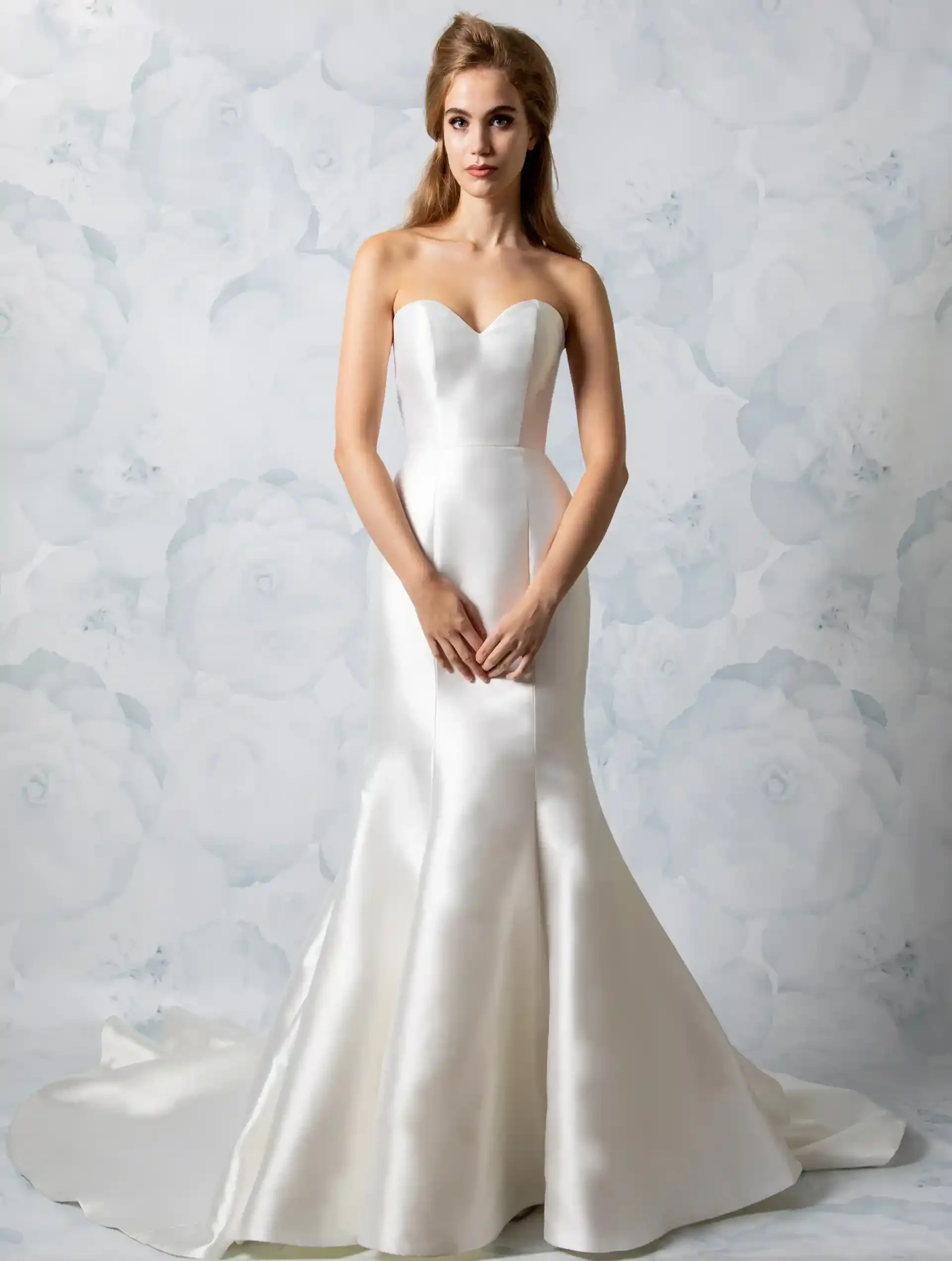 Janet 
by Antonio Gual
Size 14