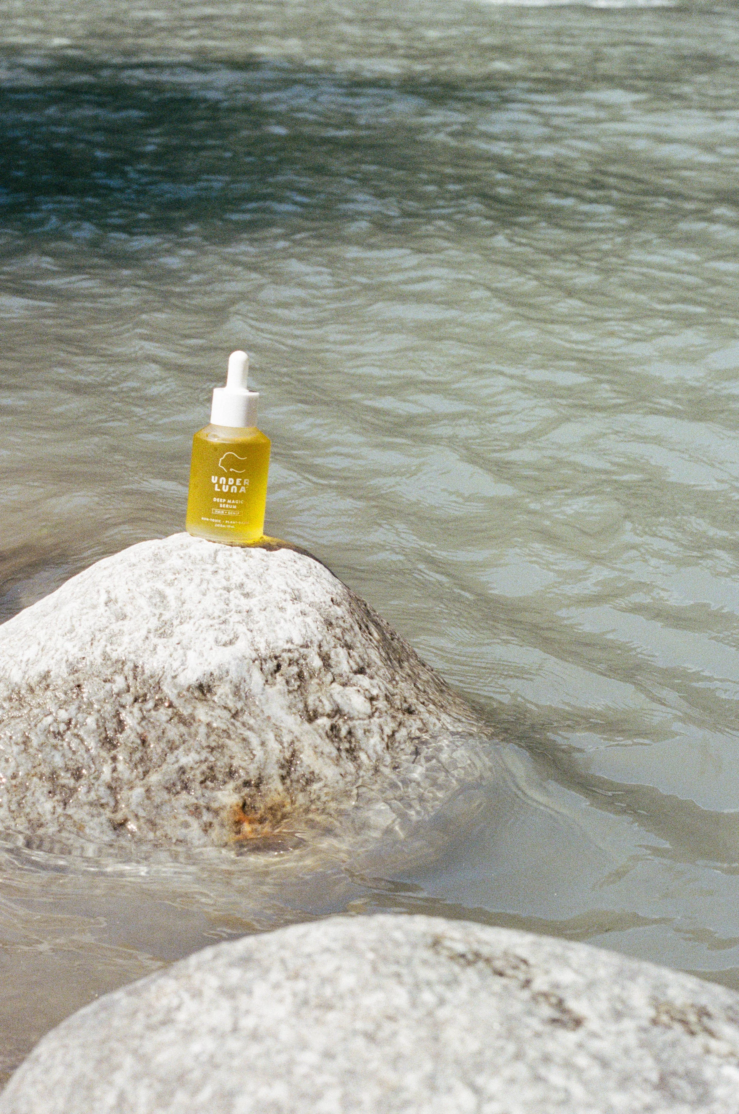 under luna | haircare