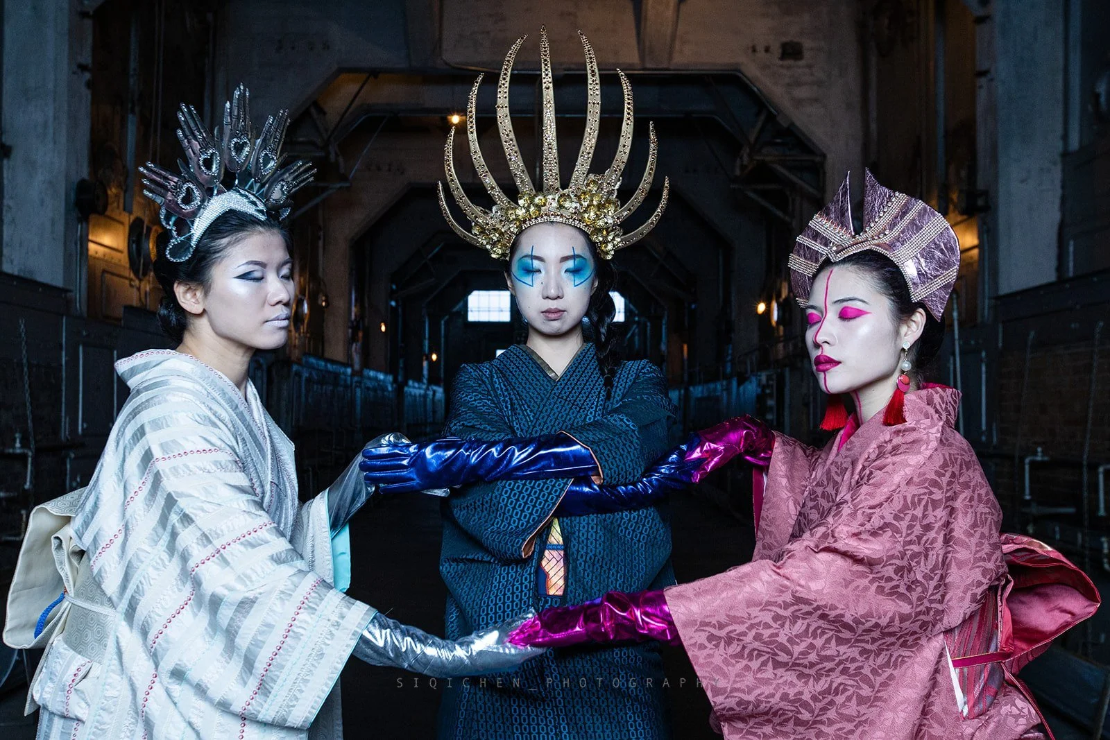 Futuristic Kimonos29.jpg
