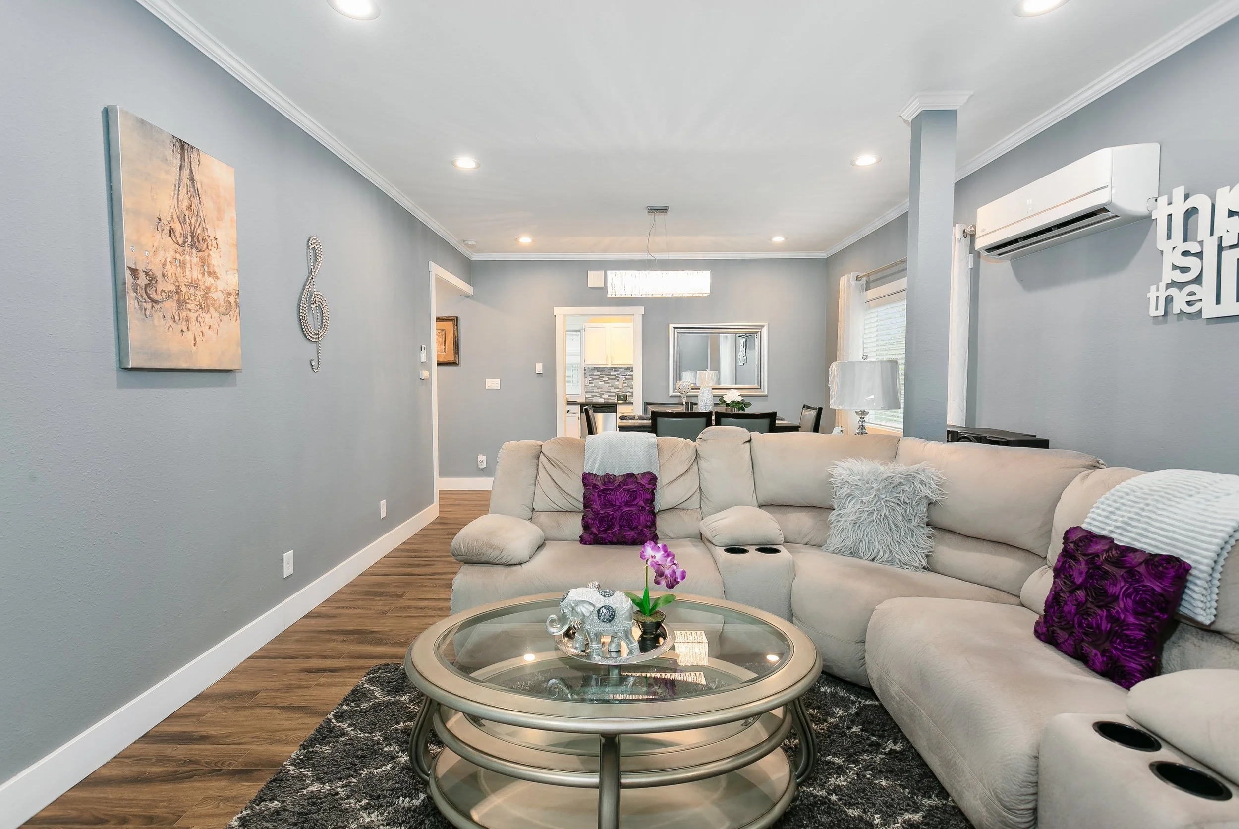 This home was originally built in 1908. You can see some of the old world architecture in the high ceilings!