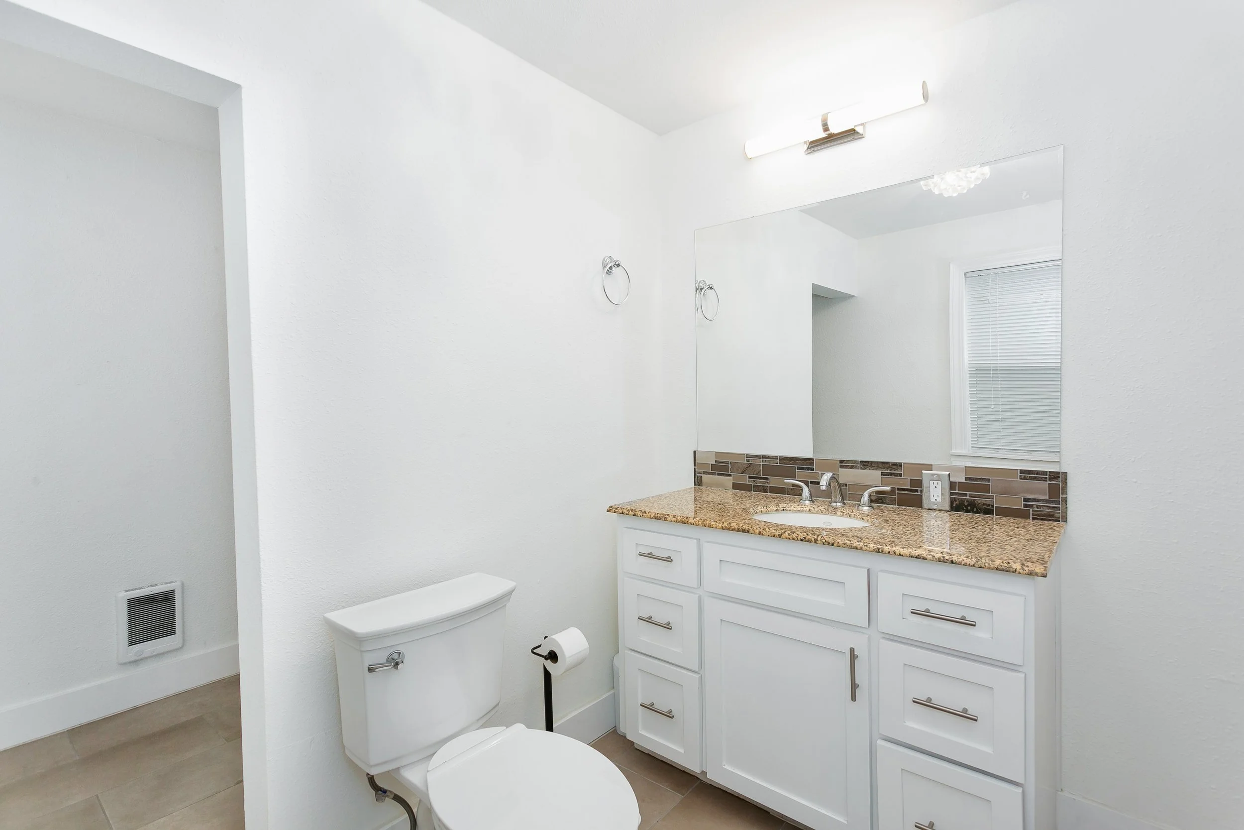Downstairs main bathroom with shower (not pictured)