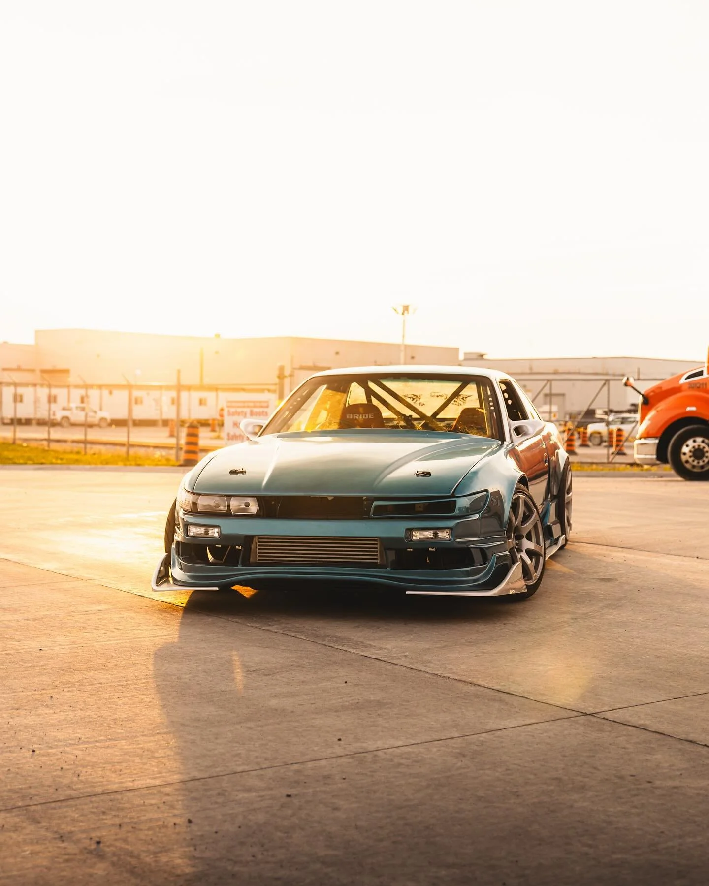 One of my favorite parts of shooting builds like @austinjahn's is that the more time you spend looking at it, the more you&rsquo;ll notice these fine details that set it apart from everything else. It&rsquo;s also nice in that it lets me experiment w