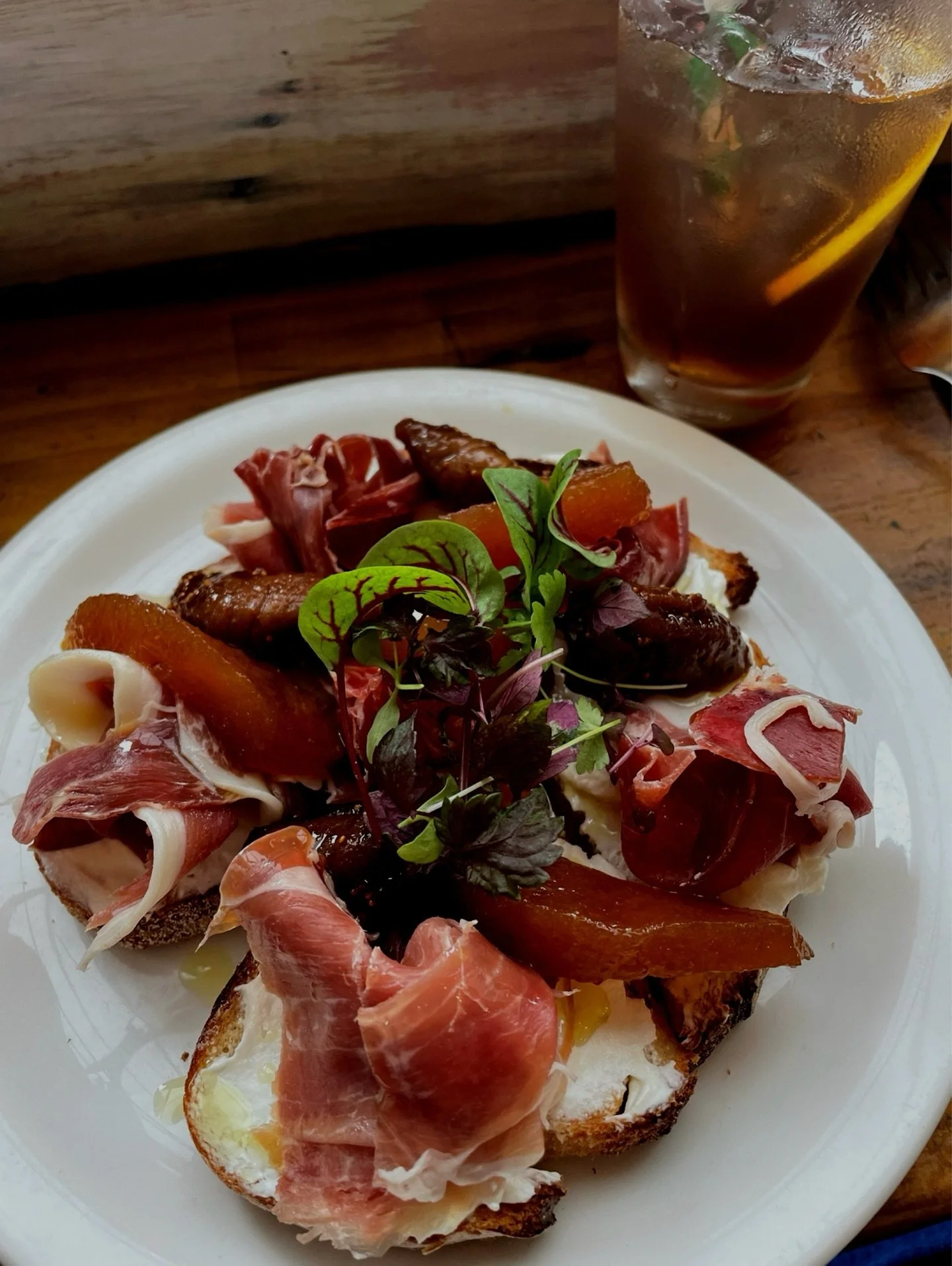 Had a stunning open prosciutto and pear sandwich w labneh and a fig compote today in the #southern highlands @plantationcafebowral . All it needs is a rustic handmade plate underneath I reckon 😉