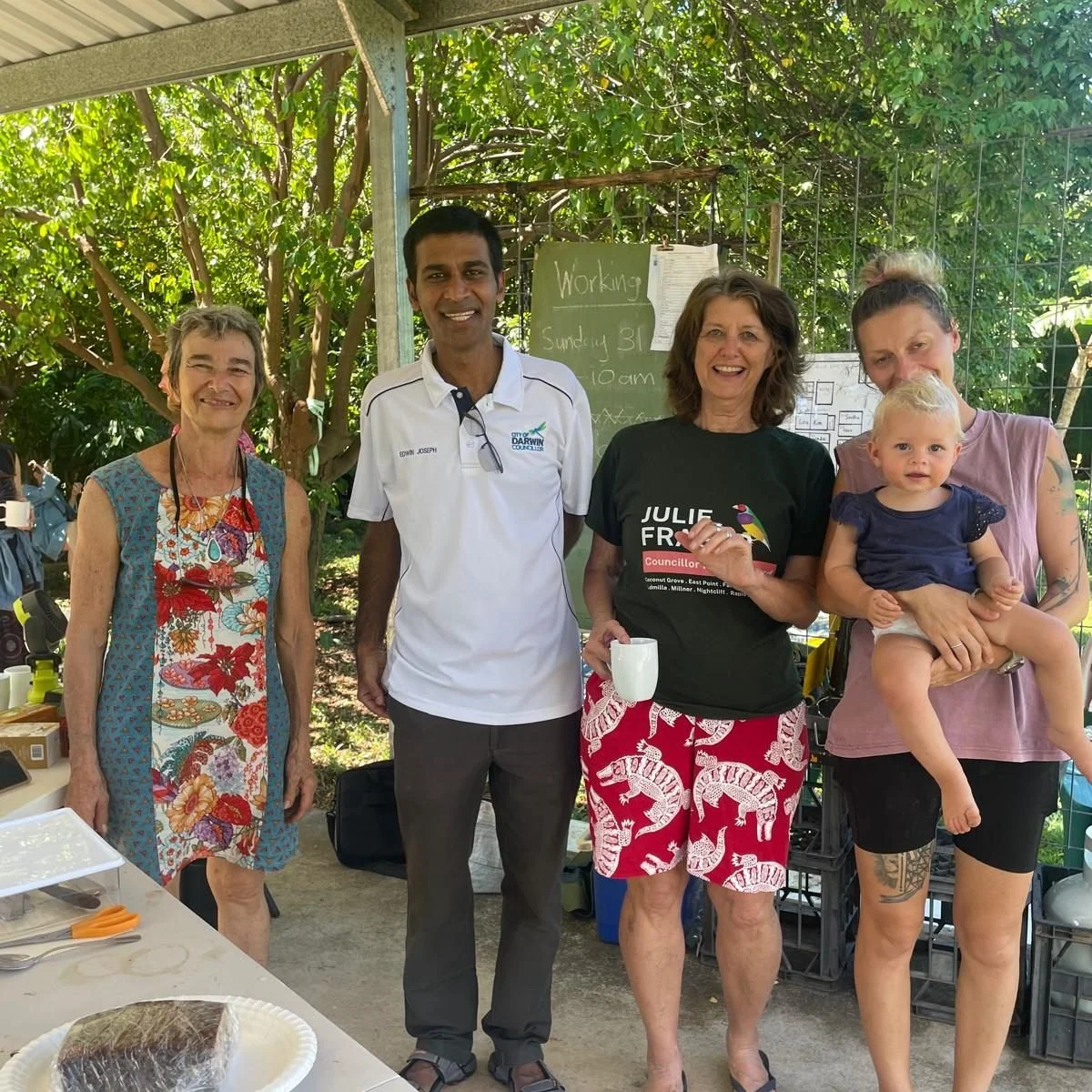 We have an incredible community of gardeners in our Community Garden groups. Edwin and I met Esther and Elsie at the Jingili Community Gardens. These places grow produce, bring the community together and steward green spaces in our city. 

I really a