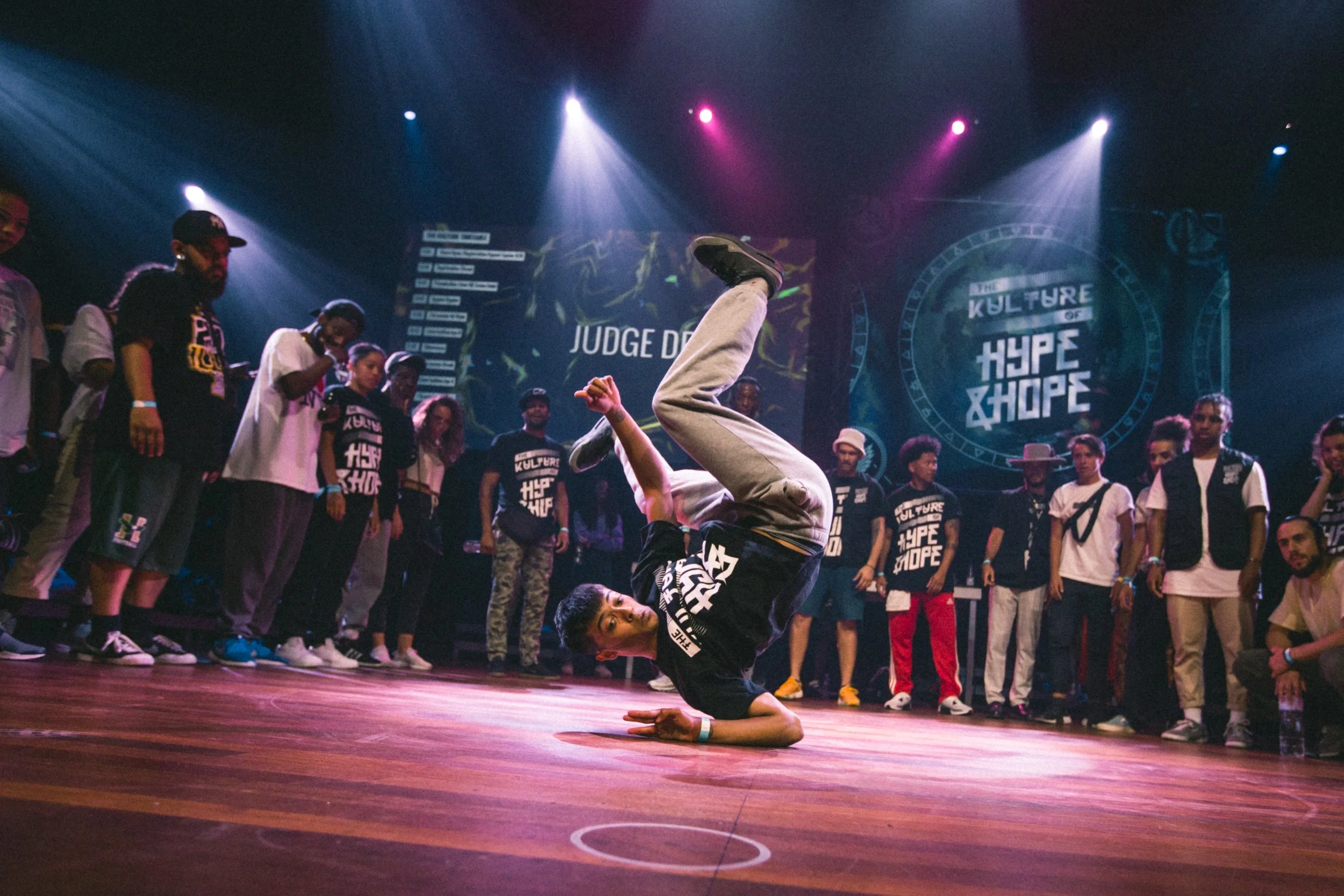 Bboy Sunny demonstreert zijn klasse tijdens de Kulture of Hype en Hope