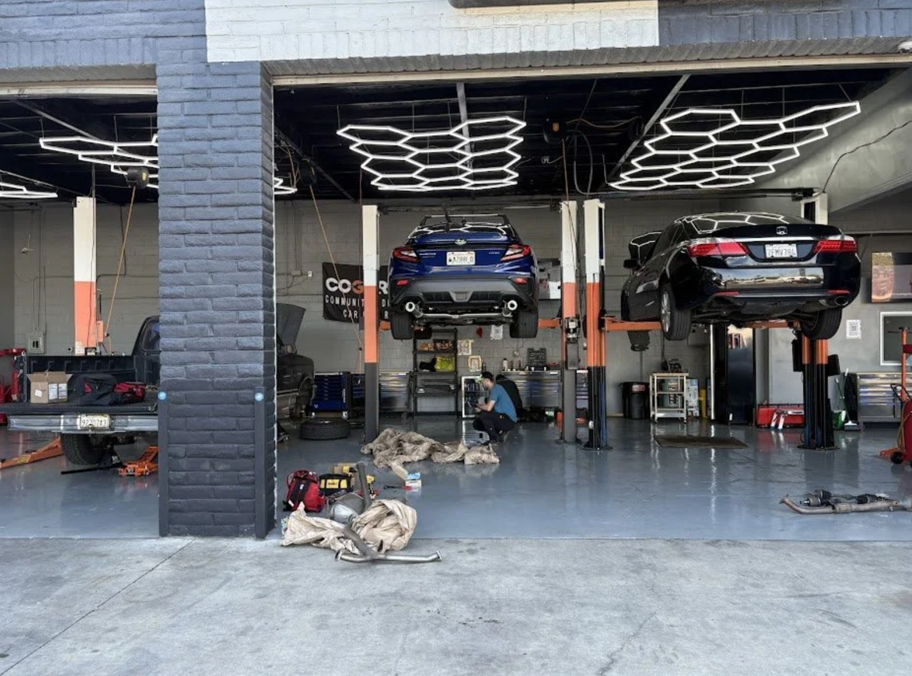 Hydraulic Mechanic Shop 4 Post Rotary Lifts.png