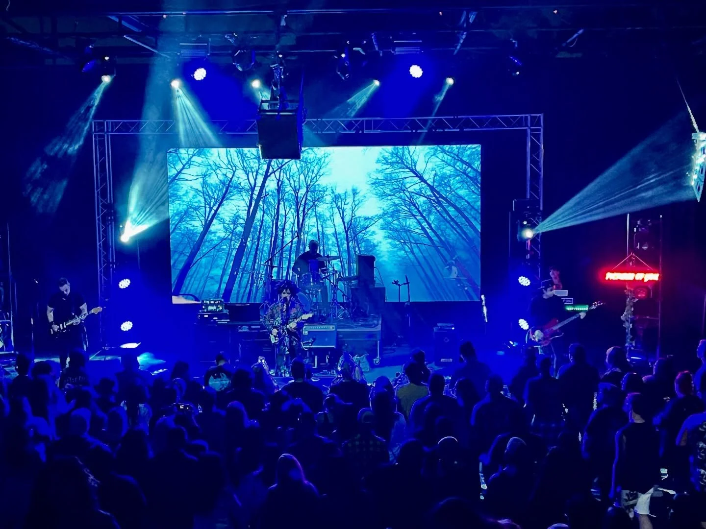 We want to extend the warmest THANK YOU for welcoming us last minute to @gardenampoc tonight! You were an incredible crowd, and @joyrevision_band and @thisismidway both sounded amazing. See you all soon 🖤🖤 #gardenamp #thecure #robertsmith #80smusic