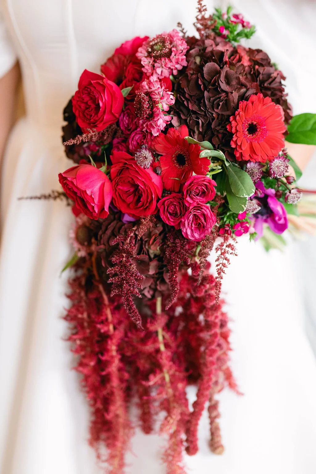 The Complete Guide to Booking Your Wedding Florist