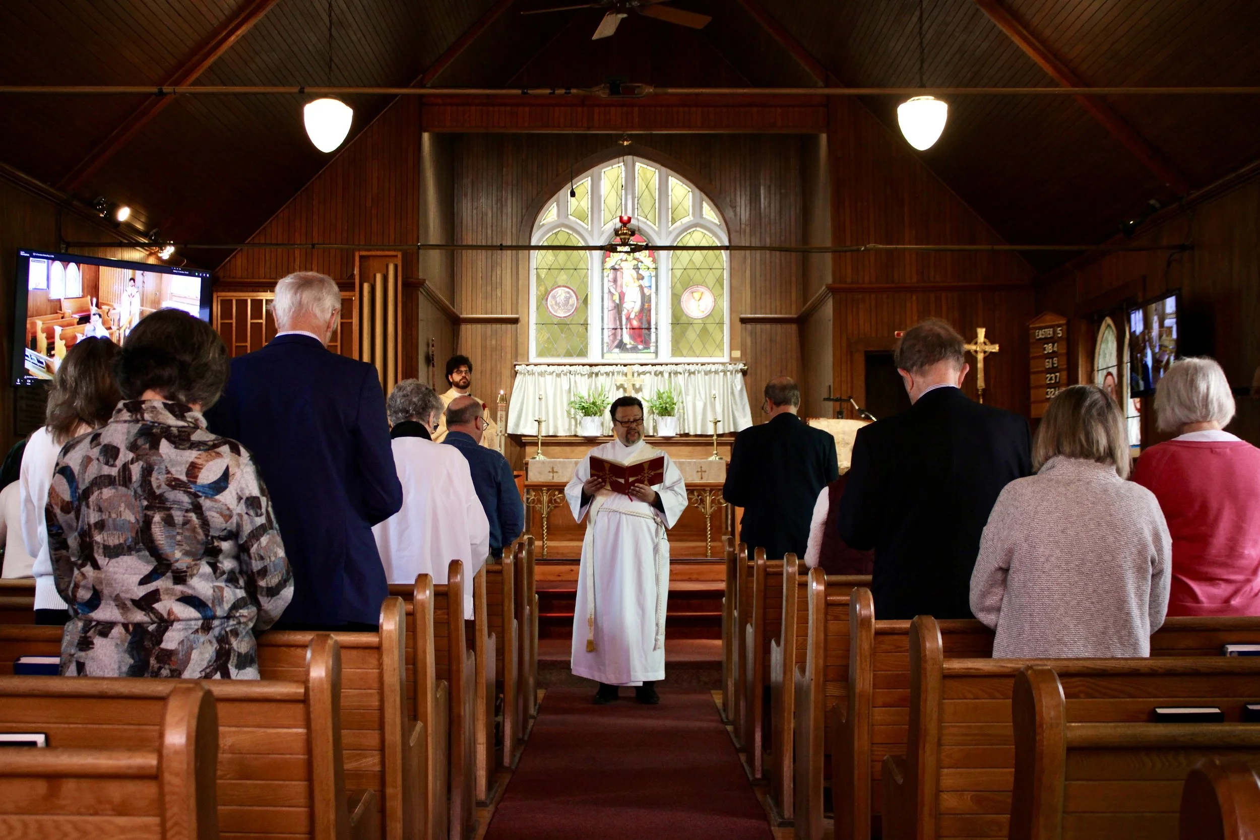 St Barnabas North Hatley.JPG