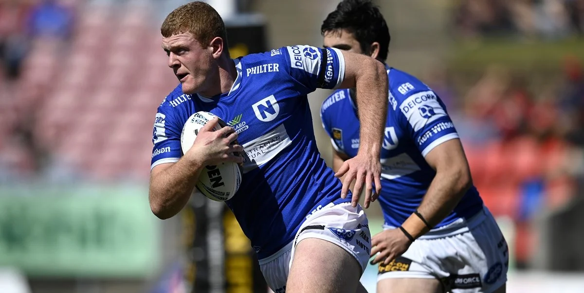 Jets cruise past Knights in season finale