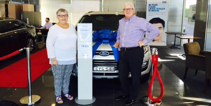 Ken Wilson kicks a goal with City Ford Rockdale