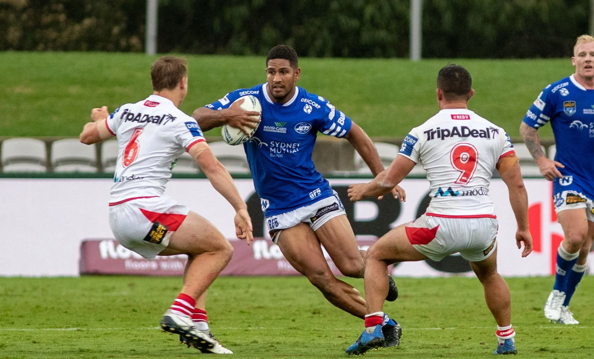 Jets Show Great Determination in Opening Round Victory