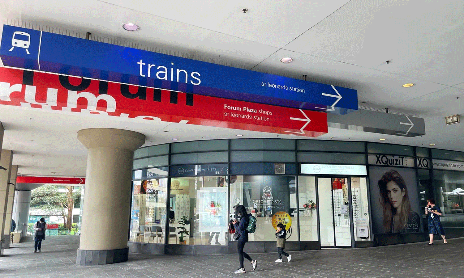 The entrance to Forum Plaza and St Leonards Station is located directly below Forum West, providing exceptional convenience for practitioners, staff and patients.