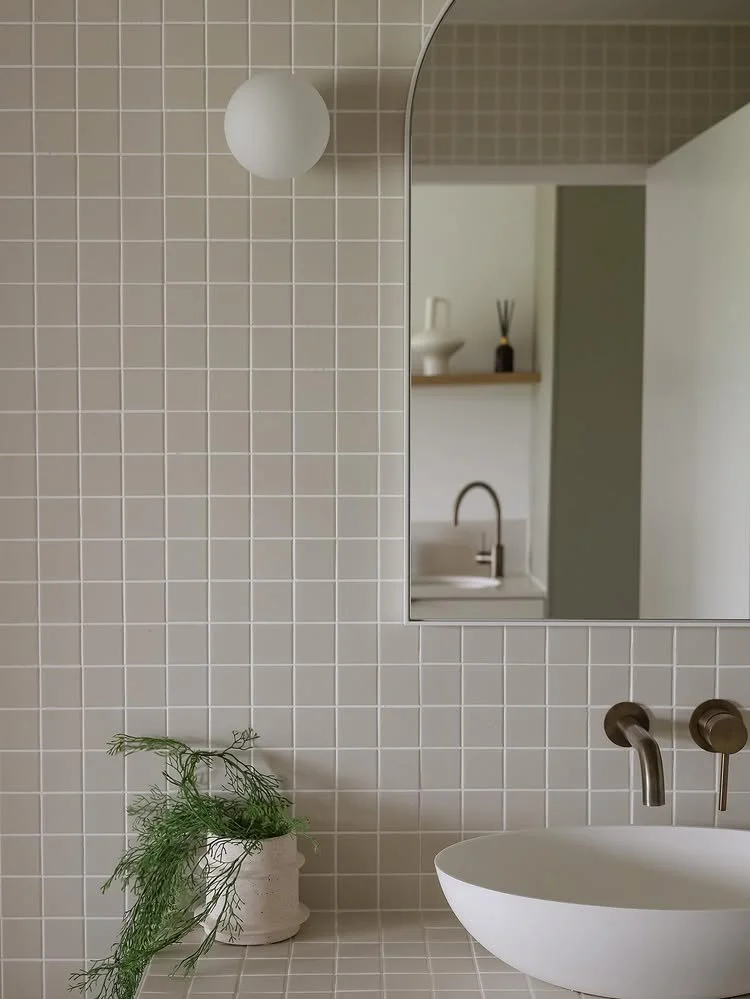 the-berry-view-boutique-hotel-bathroom.jpg