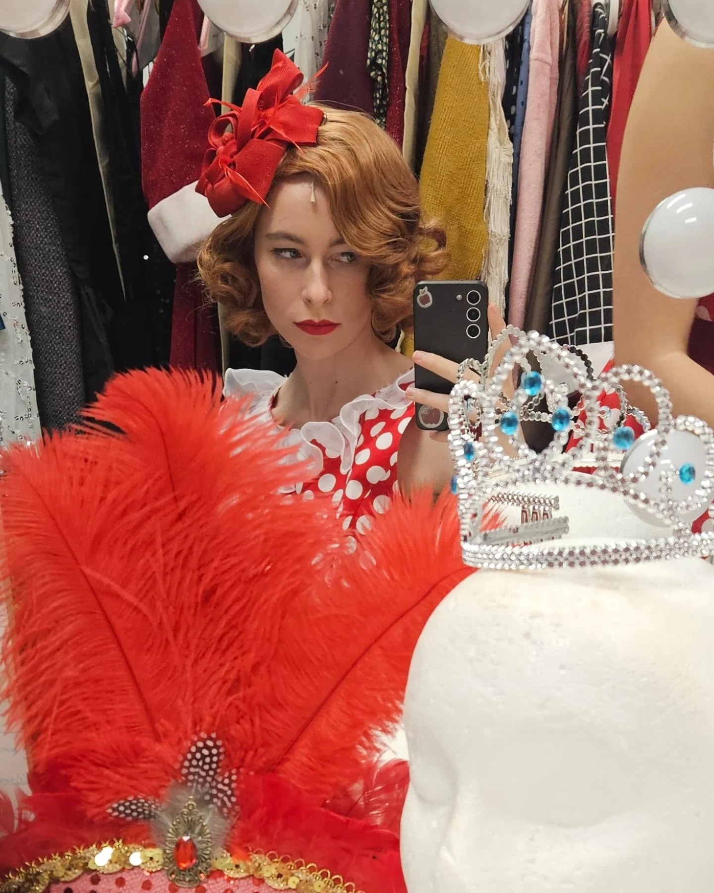 Sing, tap, kick face