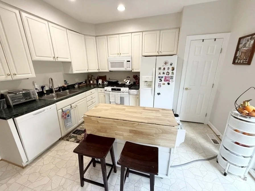 Before &rarr; after, but really: overwhelm &rarr; ease.

Designed for busy mornings, after-school chaos, and full workdays.

✉️ hello@myresetmethod.co
Email to start your reset today!