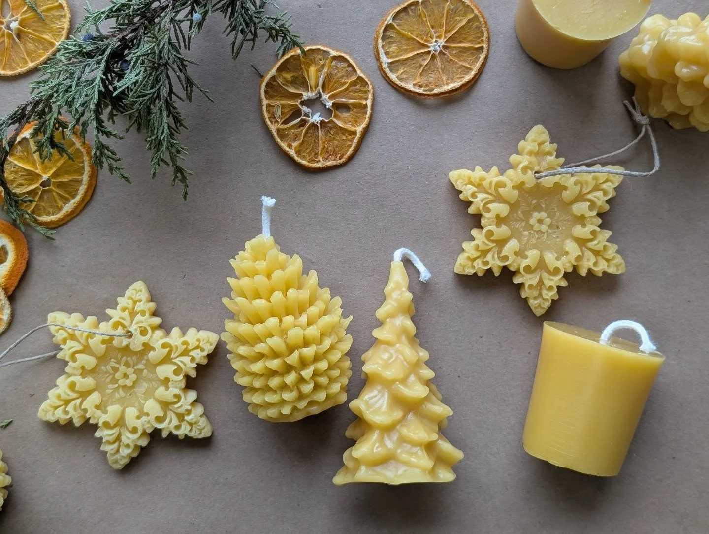Restock incoming tonight on some beeswax candles and ornaments @makersonmainstreet! 🐝💛
.
.
.
#bees
#beeswax
#beeswaxcandles 
#shoplocal 
#supportsmallbusiness