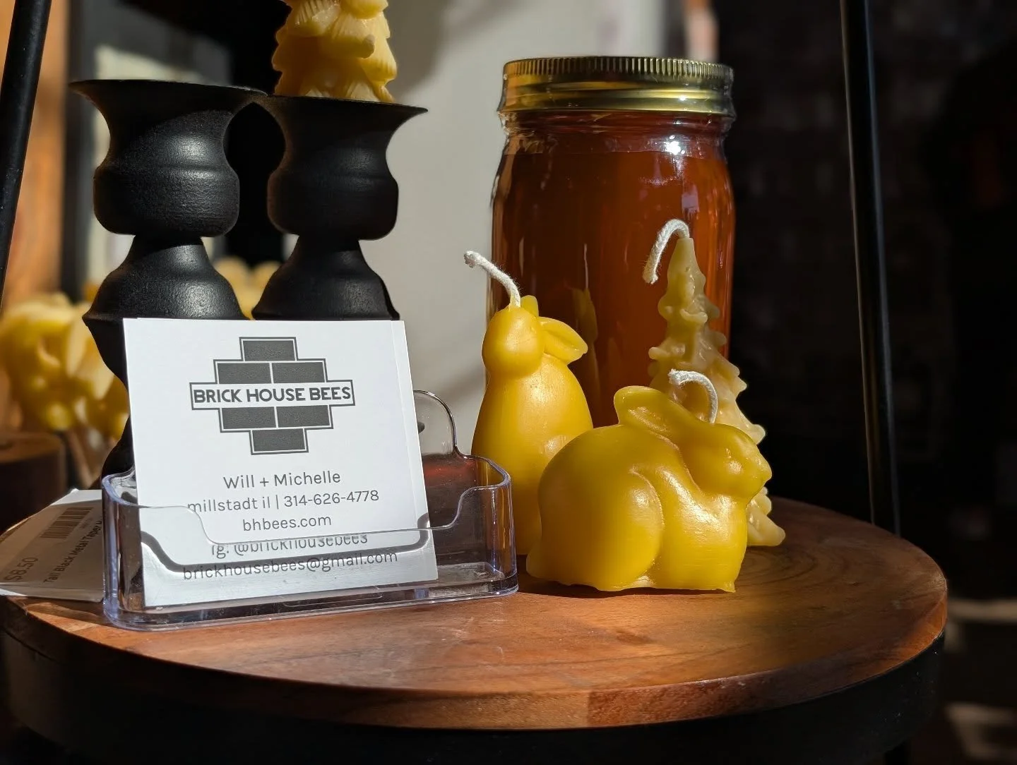 Bunnies, morels, roses and flower tapers now at @makersonmainstreet ! 🐇🐰🌹❇️
.
.
.
#shoplocal 
#smallbusiness 
#candle
#bees
#beeswax