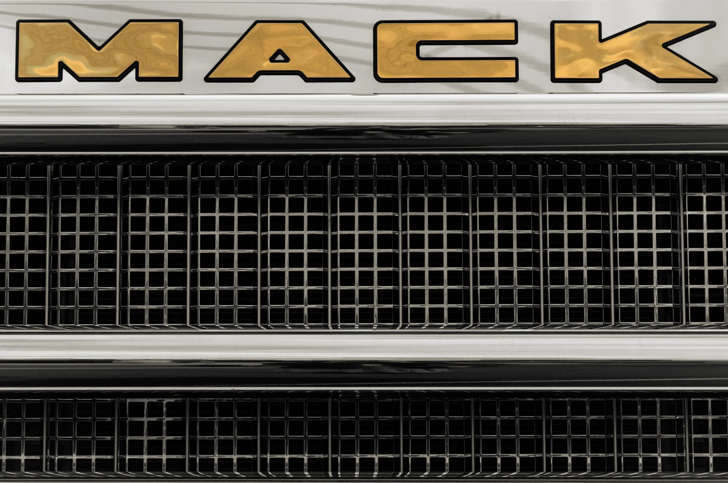 Truckin-6.jpg
