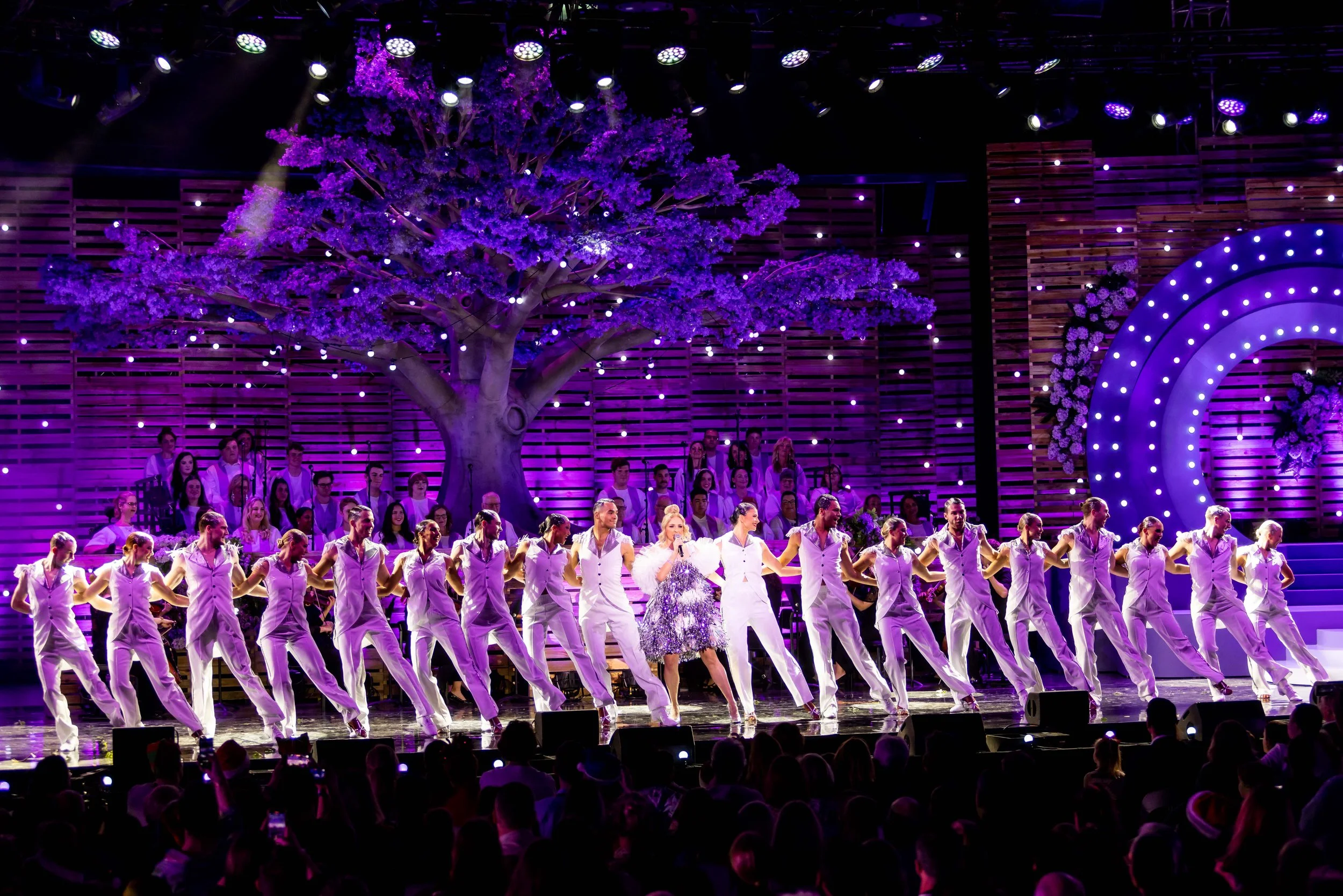 Naomi Price and The Jingle Belles performing at the Lord Mayor's Christmas Carols 2022. Photo by Lachlan Douglas (1).jpg