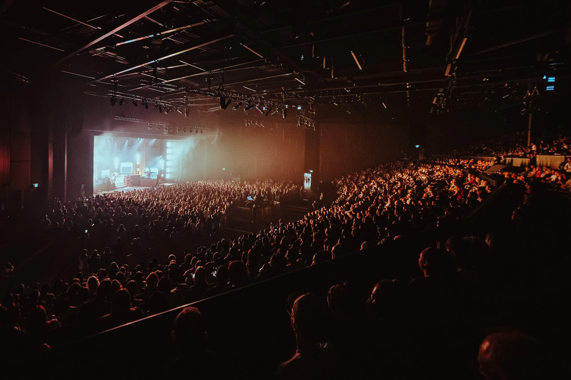 842668-nzicc_six60live_260213-7.jpg