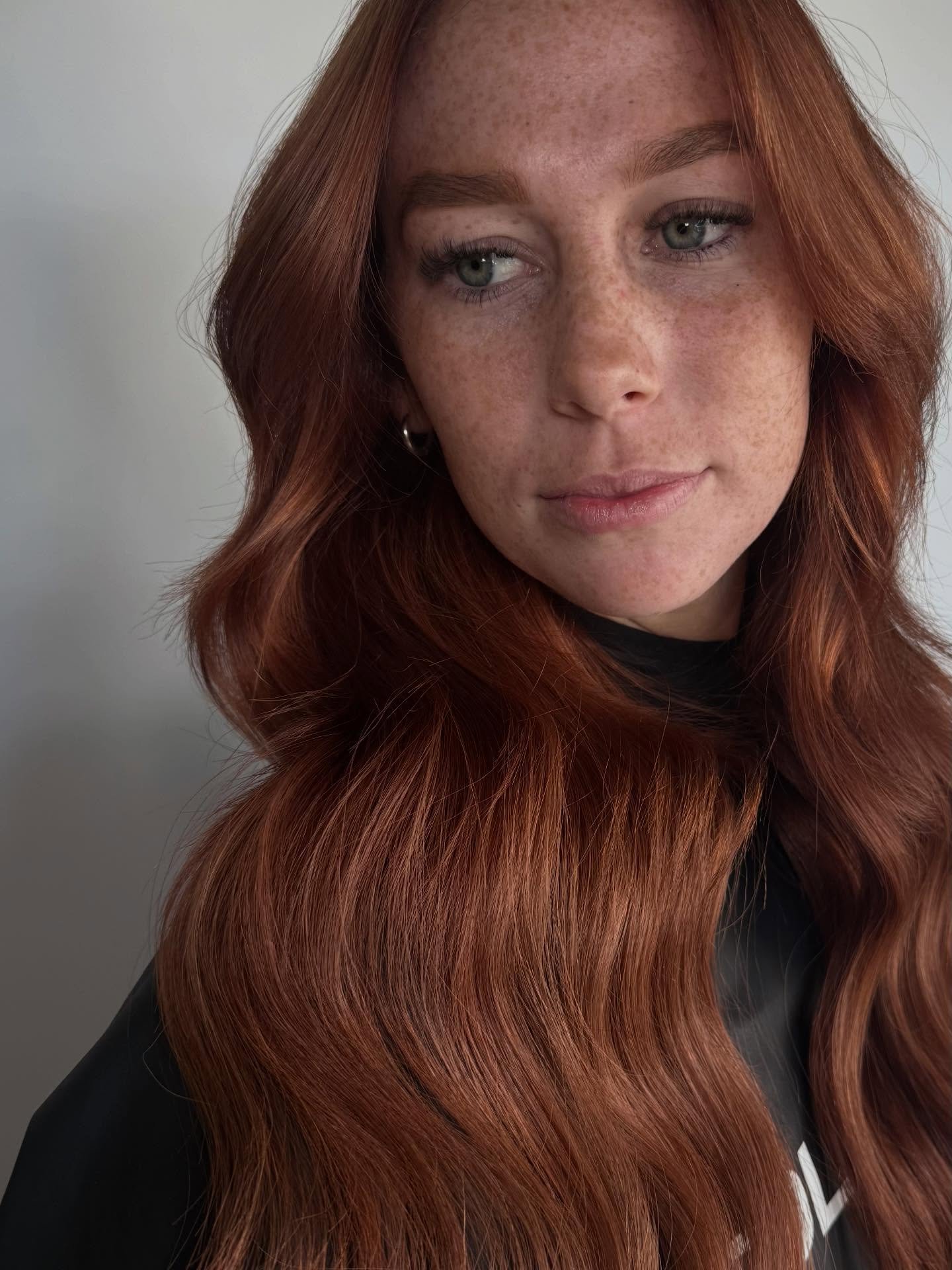 We can confirm the Intuition team were left speechless&hellip; 

A gorgeous transformation for this beauty, colour matched and blended effortlessly by @hairbyemmi_intuition ✨ 

Healthy, seamless &amp; STUNNING. 
If you&rsquo;ve been thinking about ex