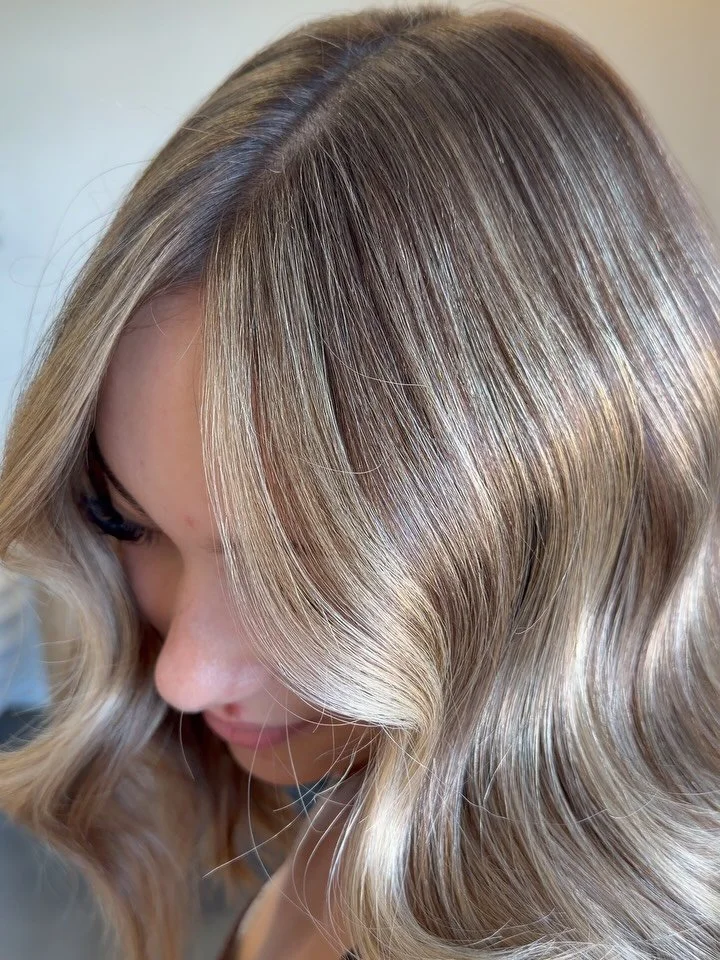 Straight from @hairbychelsea_intuition camera roll&hellip;The hair. The vibes. The stylist. 
Screenshots for hair inspo encouraged 💌 

See you in salon xx