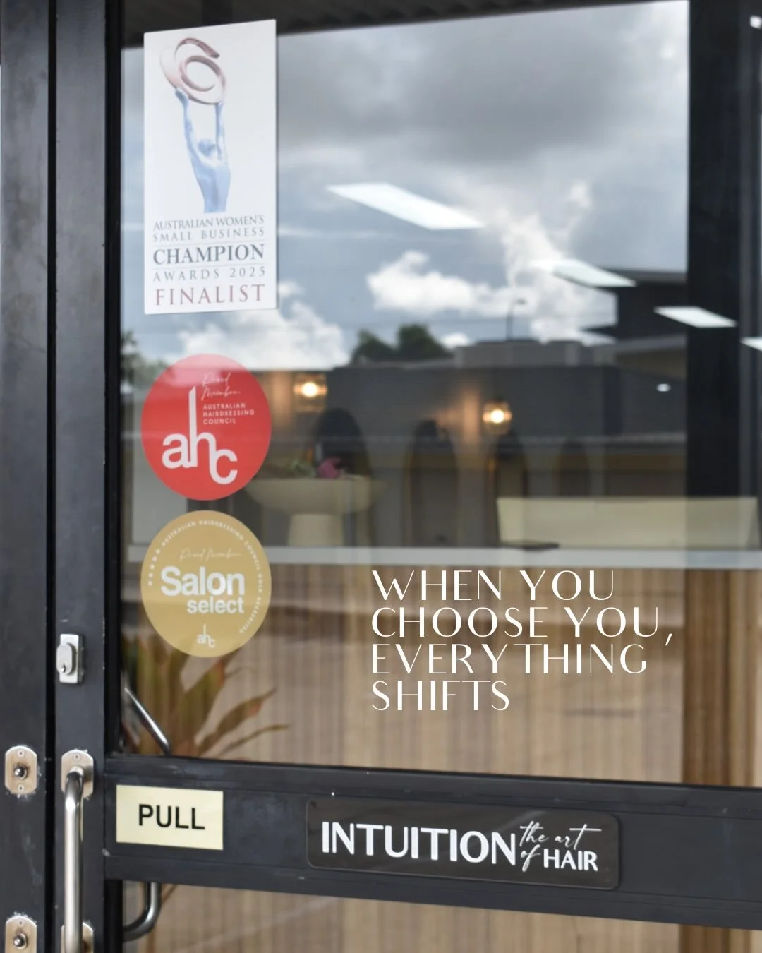 True luxury isn&rsquo;t just how you look, it&rsquo;s how you feel. Every appointment with us inspires you to slow down, recharge and reconnect with yourself. 

Investing in YOU is invaluable. Experience your moment of calm in salon xx