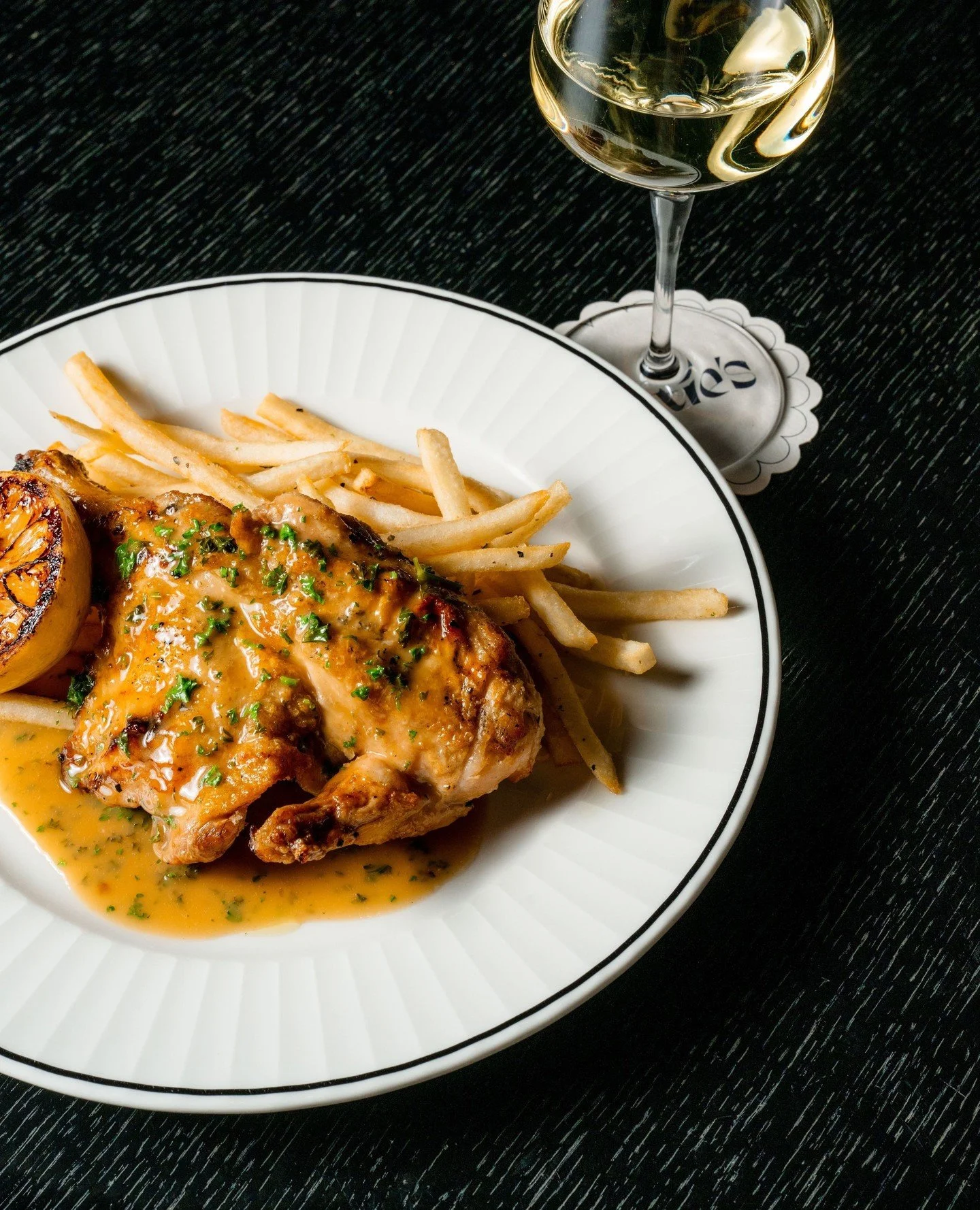 Ottie's signature Hazeldene Roast Chicken. Half free-range chicken, finished with a warm herb jus. Classic, comforting and always a favourite choice.⁠
⁠
#HazeldeneChicken #OttesMelbourne #MelbourneFood #CBDDining #RoastChicken