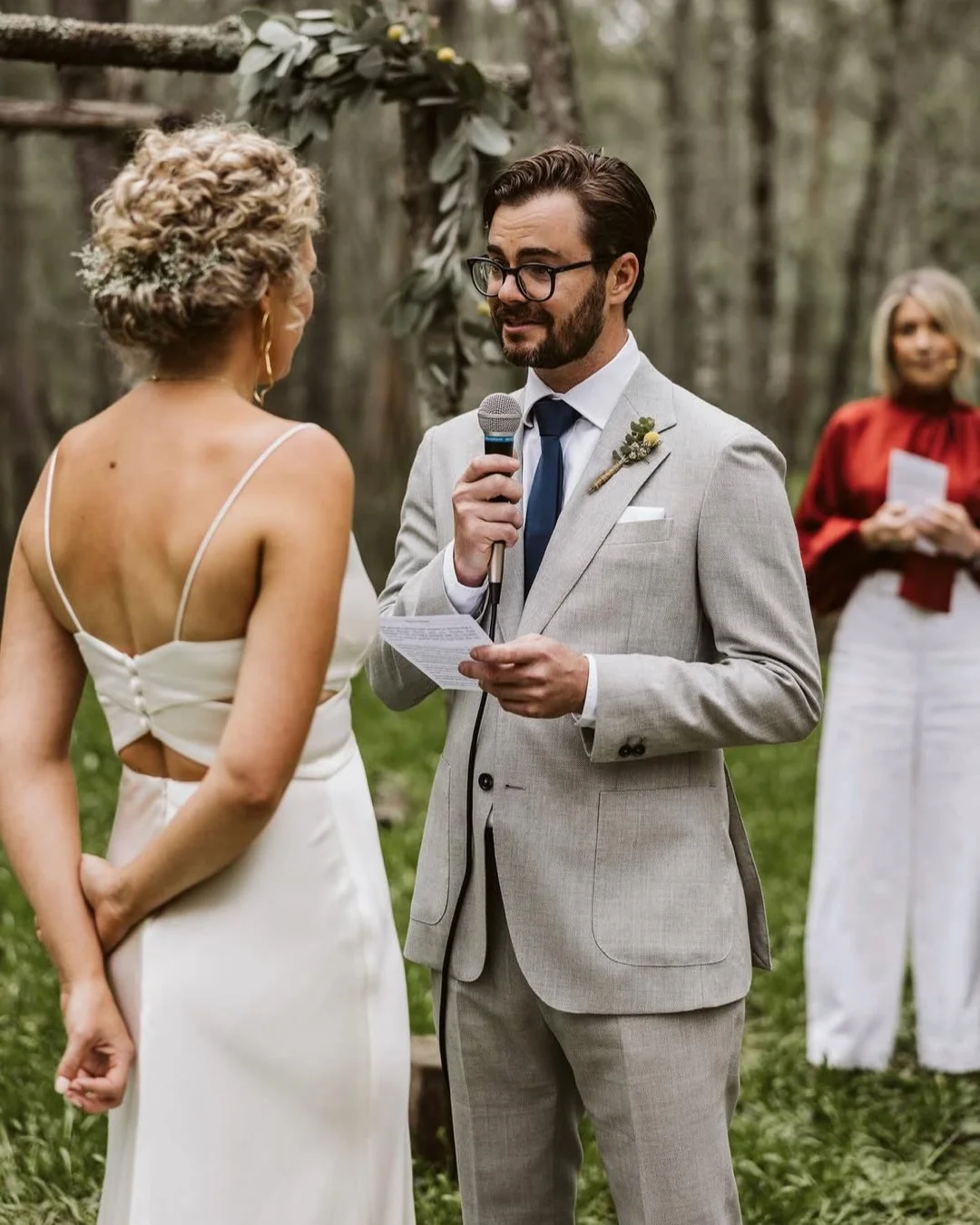 Vows written from the heart&mdash;they get me every time! I love hearing every couple describe their own unique love story. ⁠
⁠
Phoebe &amp; Tom�⁠
Location: @paperbark_camp�⁠
Photographer: @rachaeltagg
