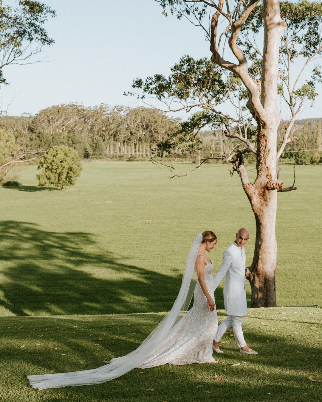 Thinking about a small wedding, maybe just the two of you? I can oversee everything you need for your elopement, creating an intimate ceremony especially for you. ⁠
⁠
Laura &amp; Matt⁠
Venue: @thehomesteadberry⁠
Photographer: @alanataylorphotography⁠