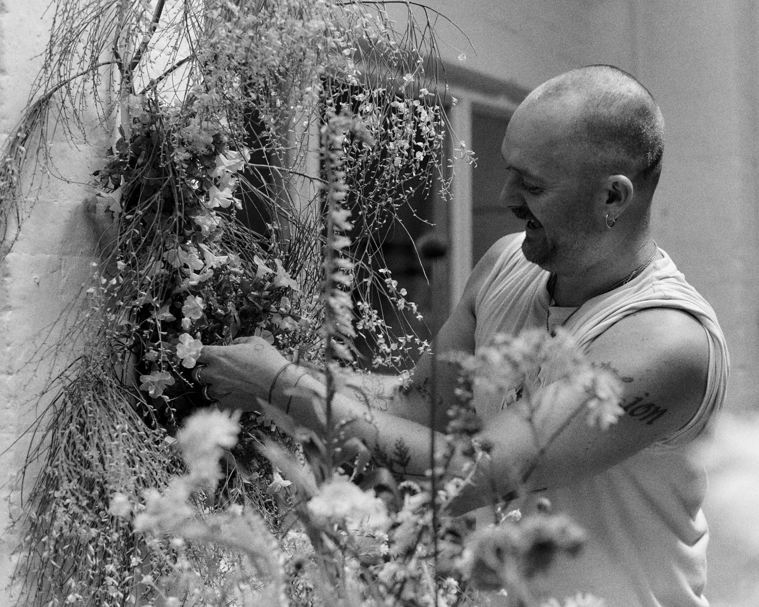 261801_FLOWERSONTHEEDGE_TILLYWACE_0661.jpg