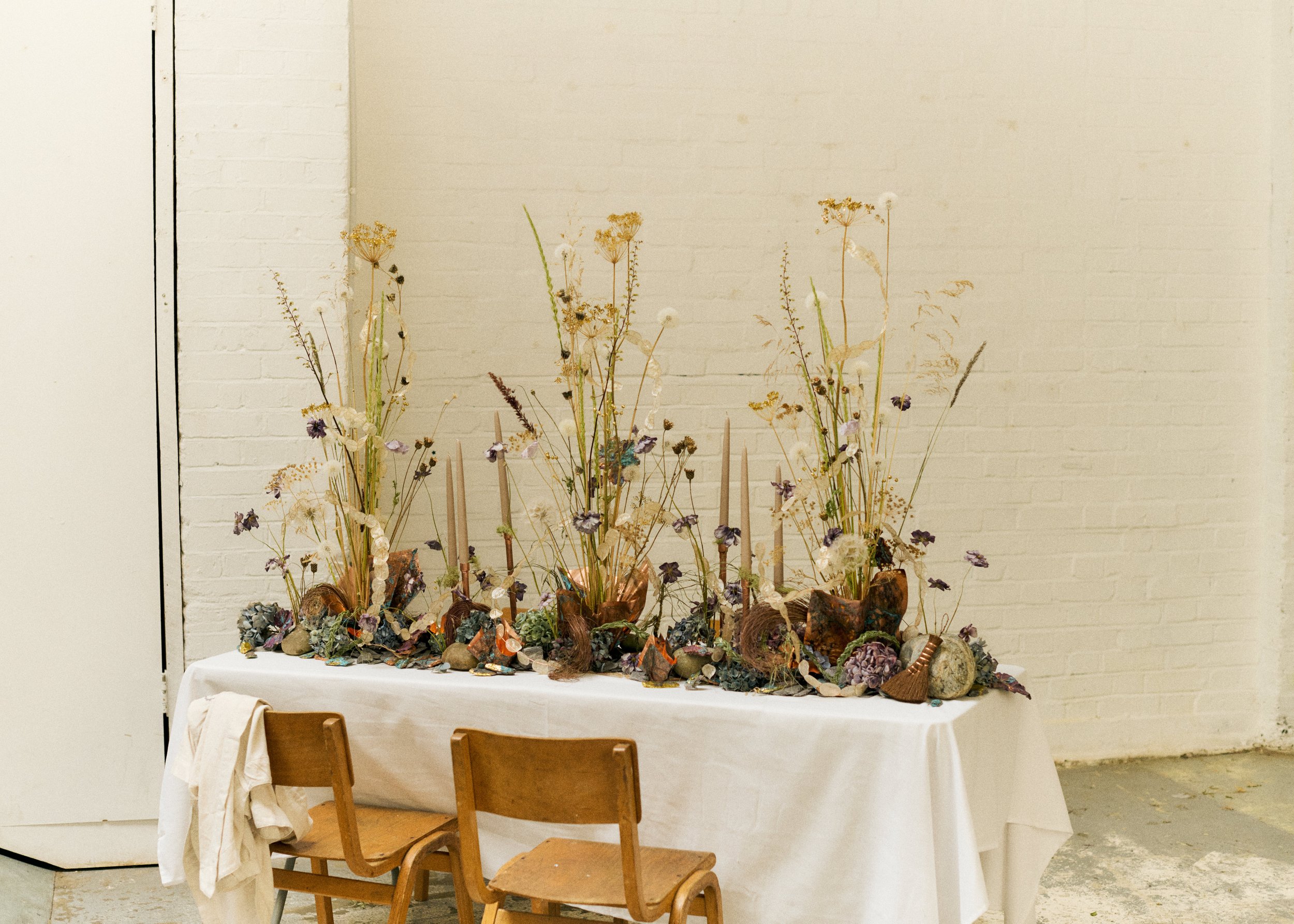 261801_FLOWERSONTHEEDGE_TILLYWACE_1732.jpg
