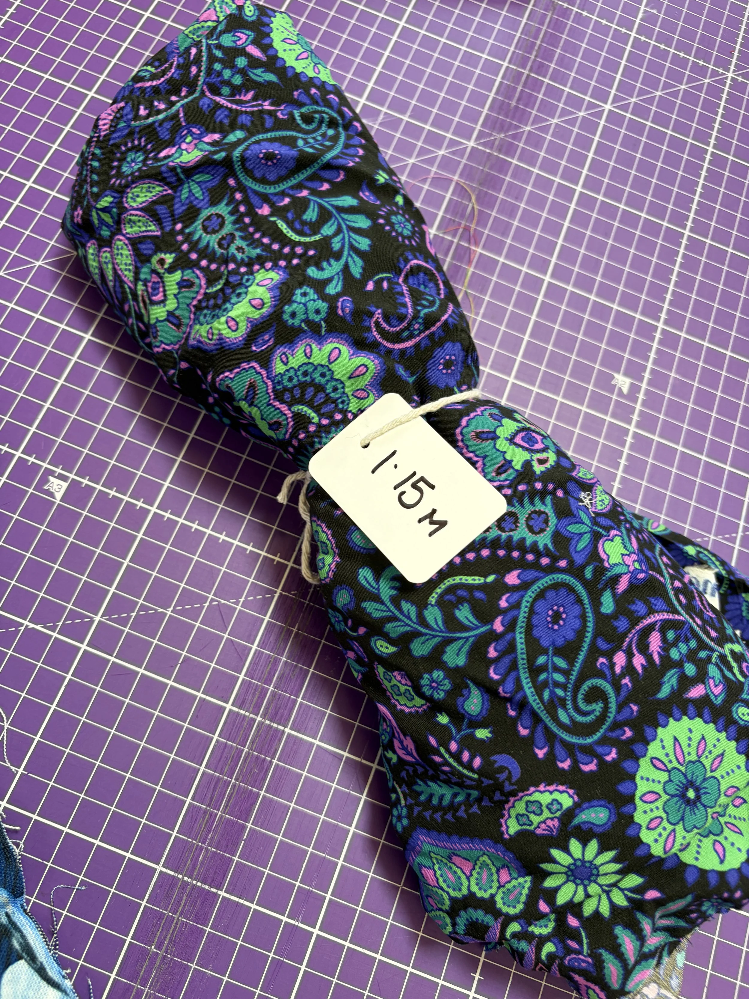 1.15cm paisley viscose