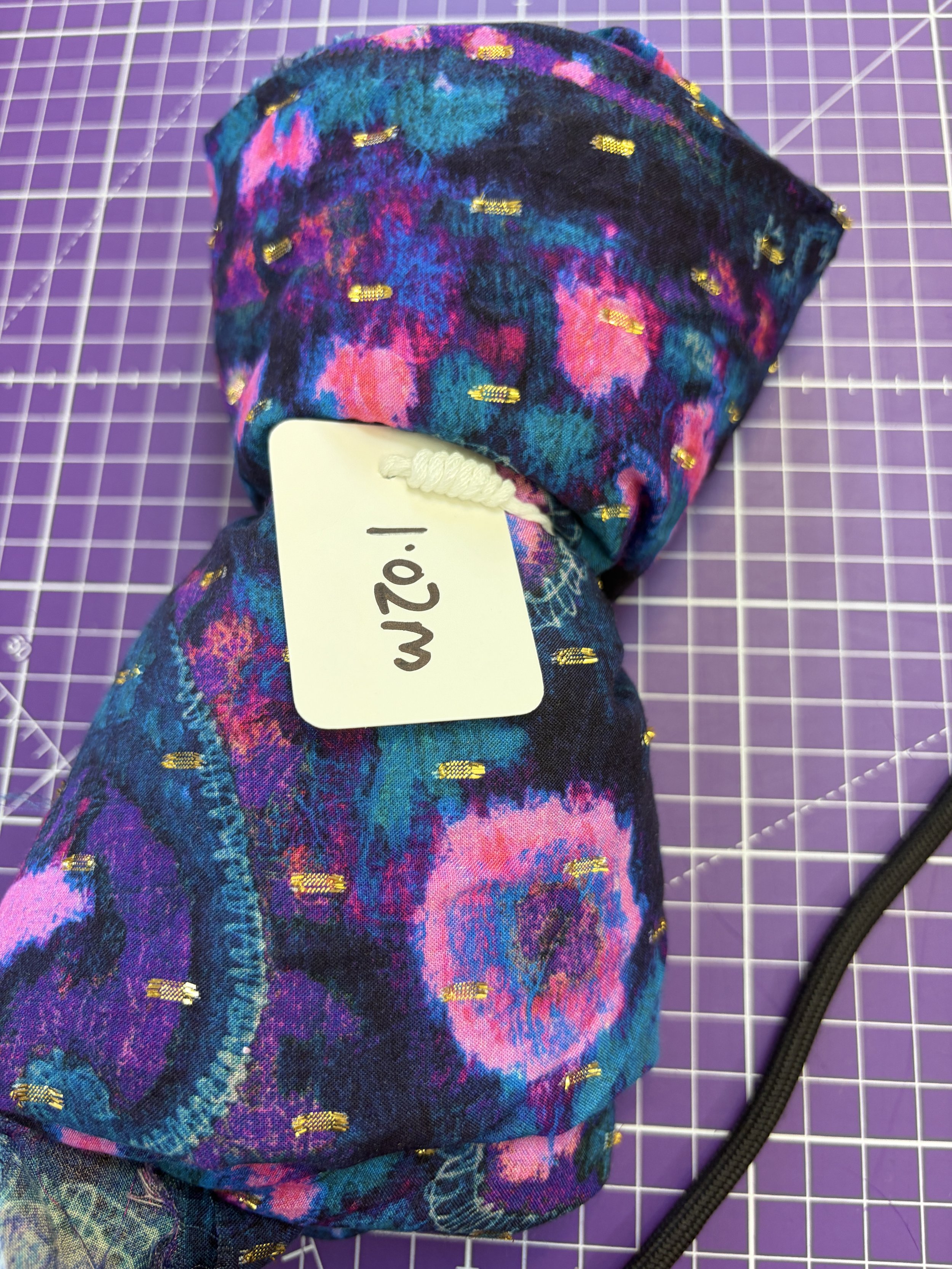 1.02m Cool Paisley Bloom Viscose Lurex - Mays Sub Box fabric