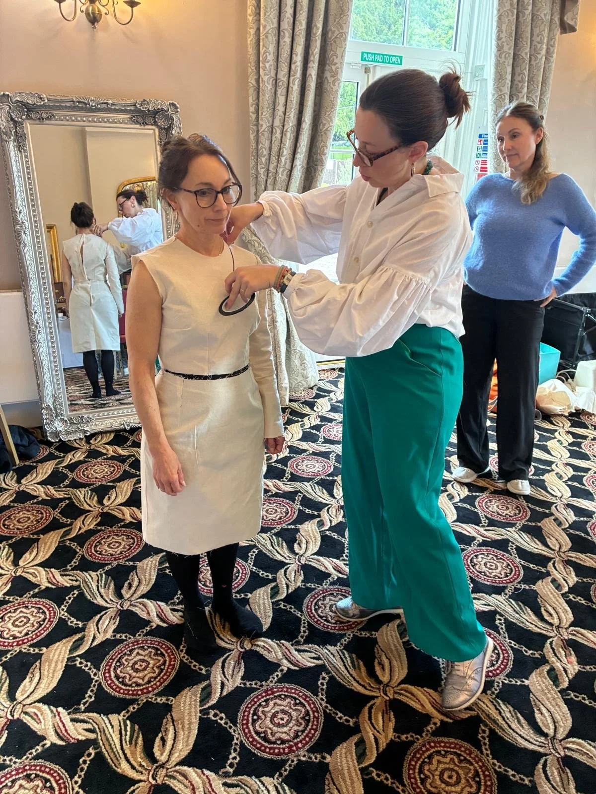 Sarah Laws - neckline.jpg