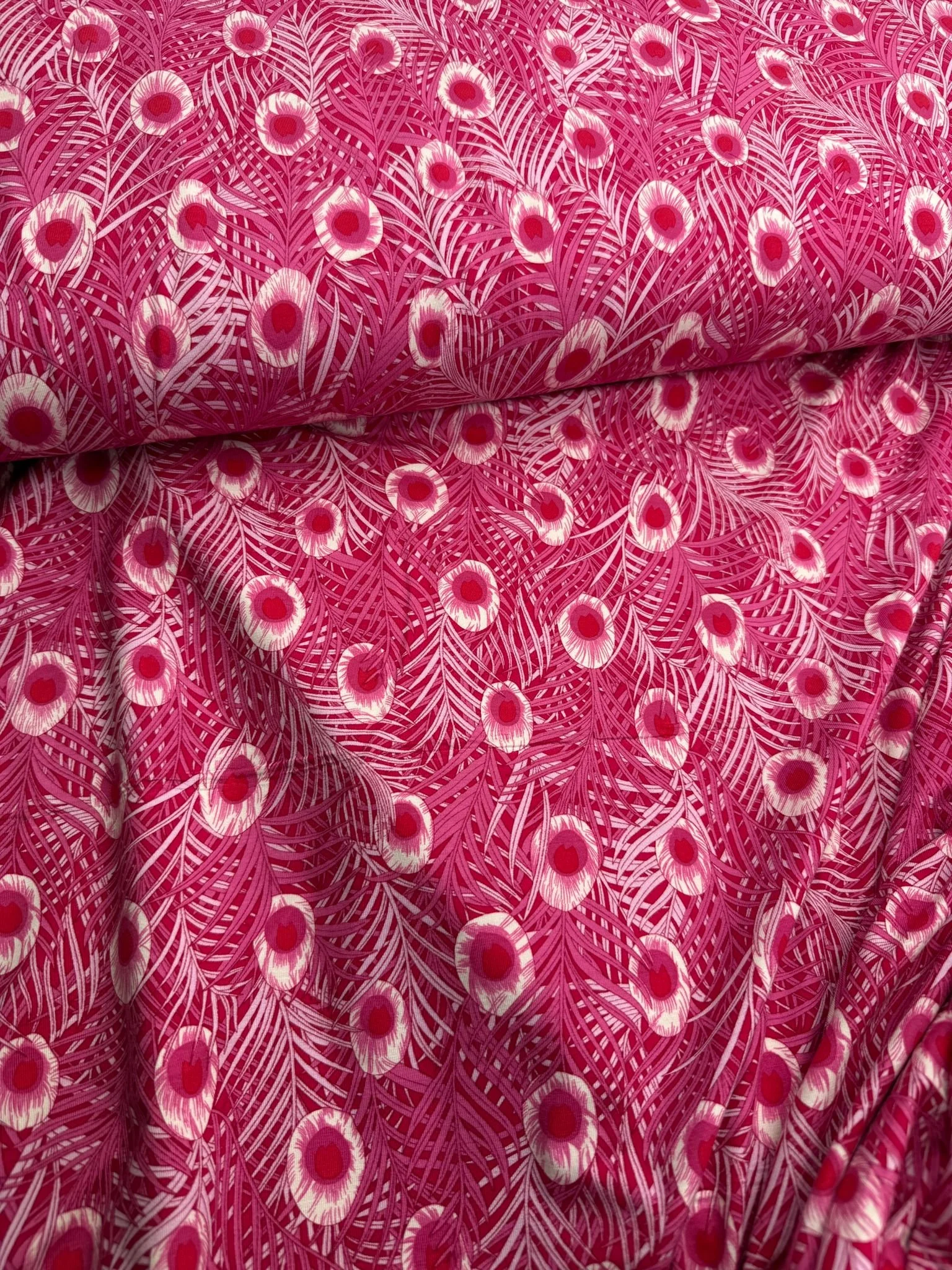 Shake a Tailfeather - Viscose Jeresy