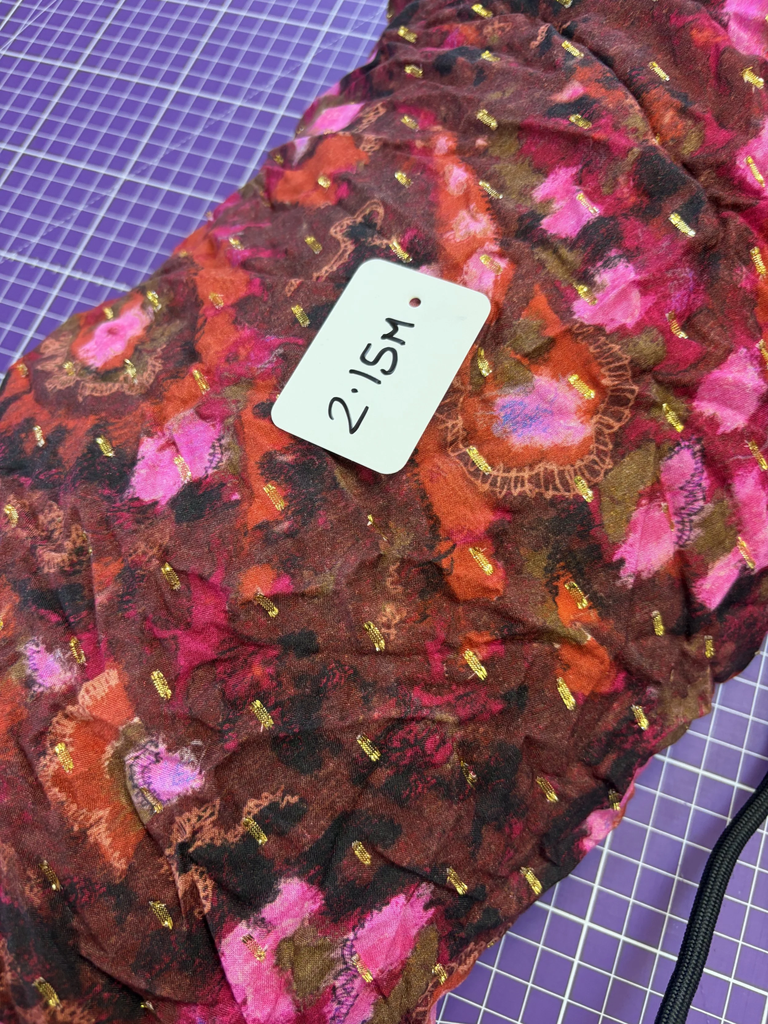 2.15m Warm Paisley Bloom Viscose Lurex - Mays Sub Box fabric