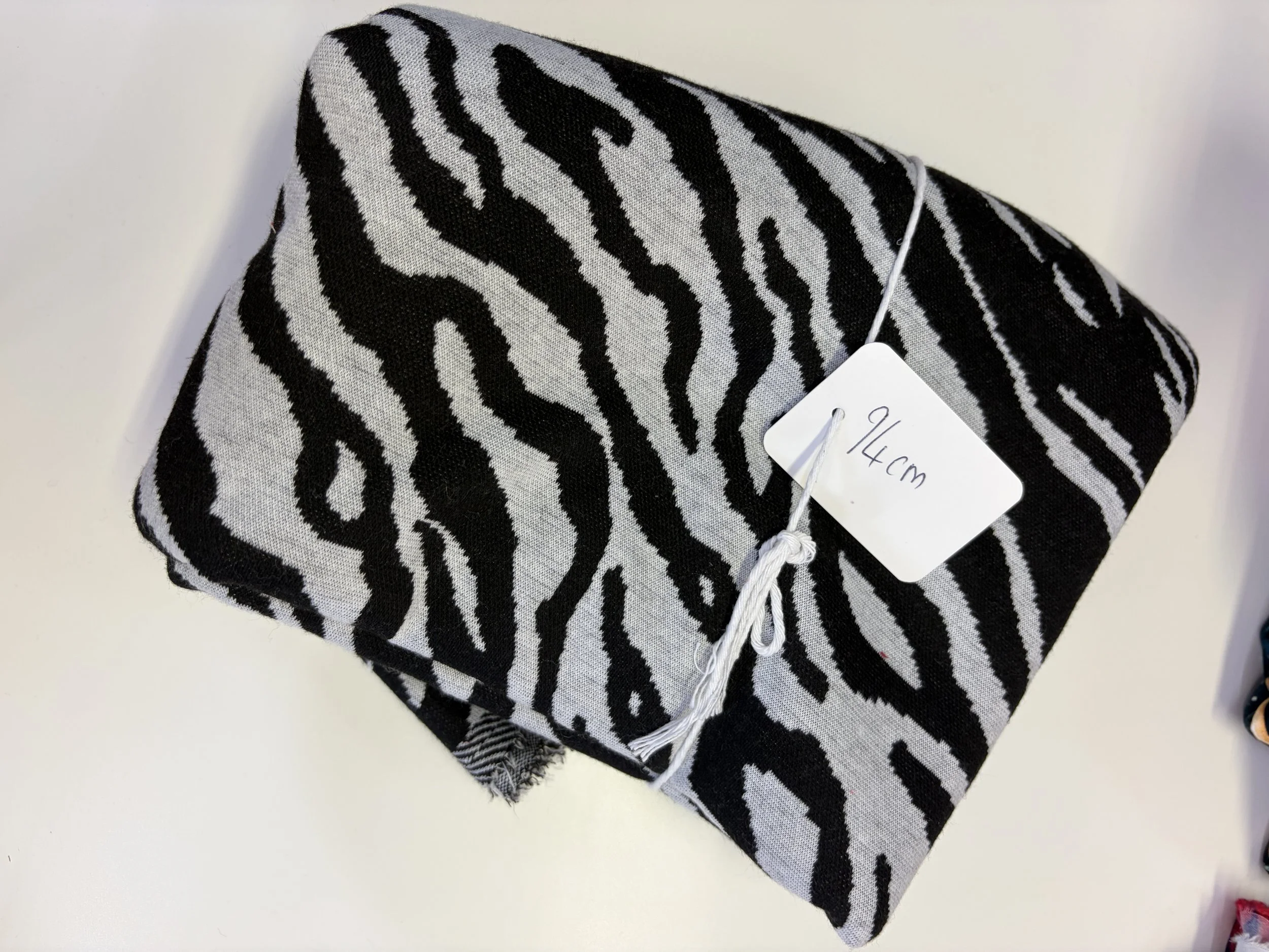 94cm Zebra knit