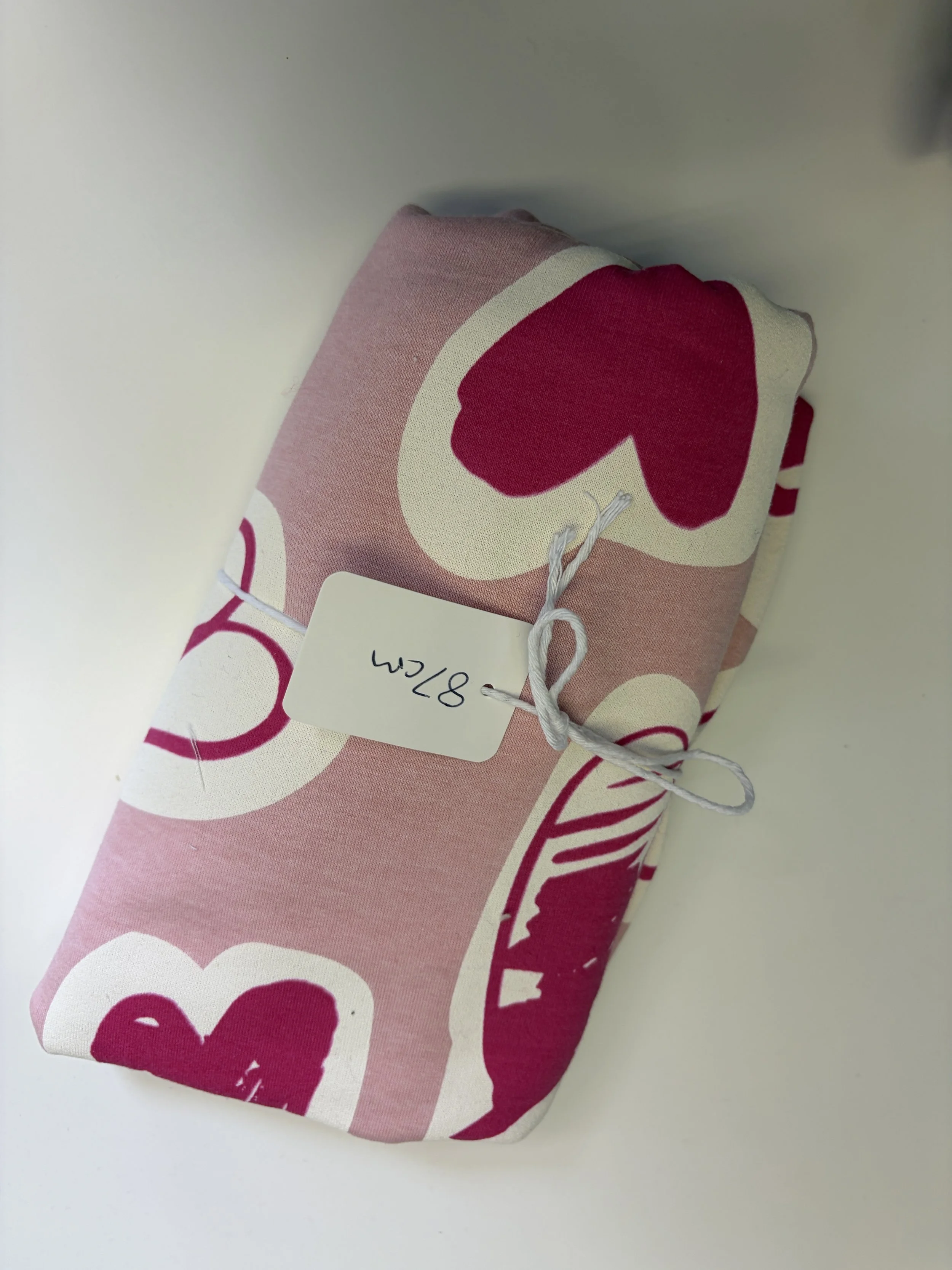 87cm Pink Hearts Sweatshirting