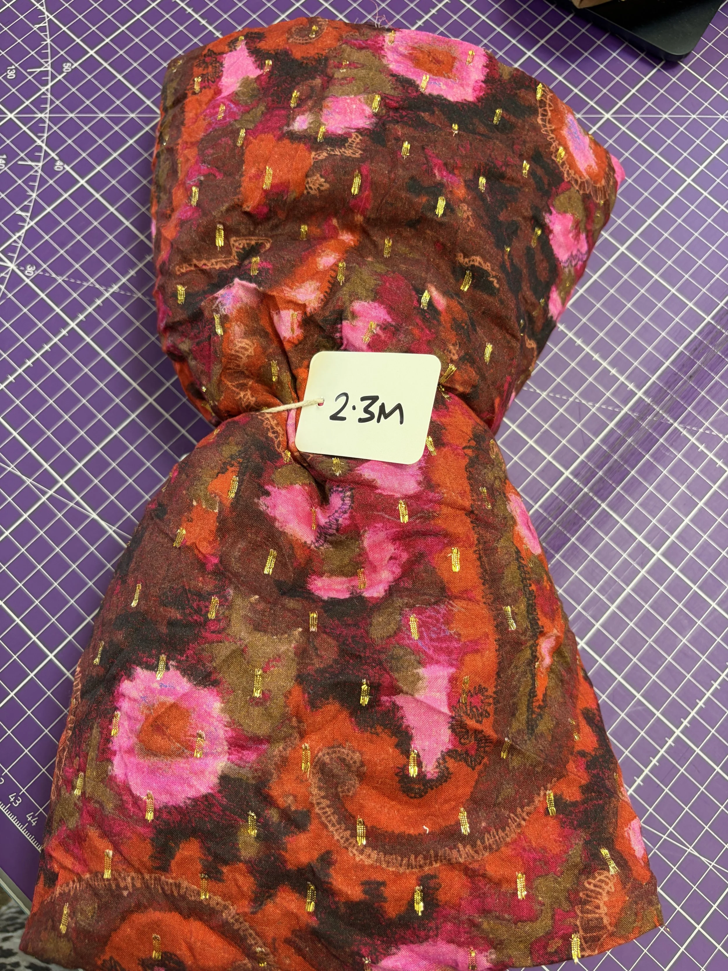 2.3m Warm Paisley Bloom Viscose Lurex - Mays Sub Box fabric