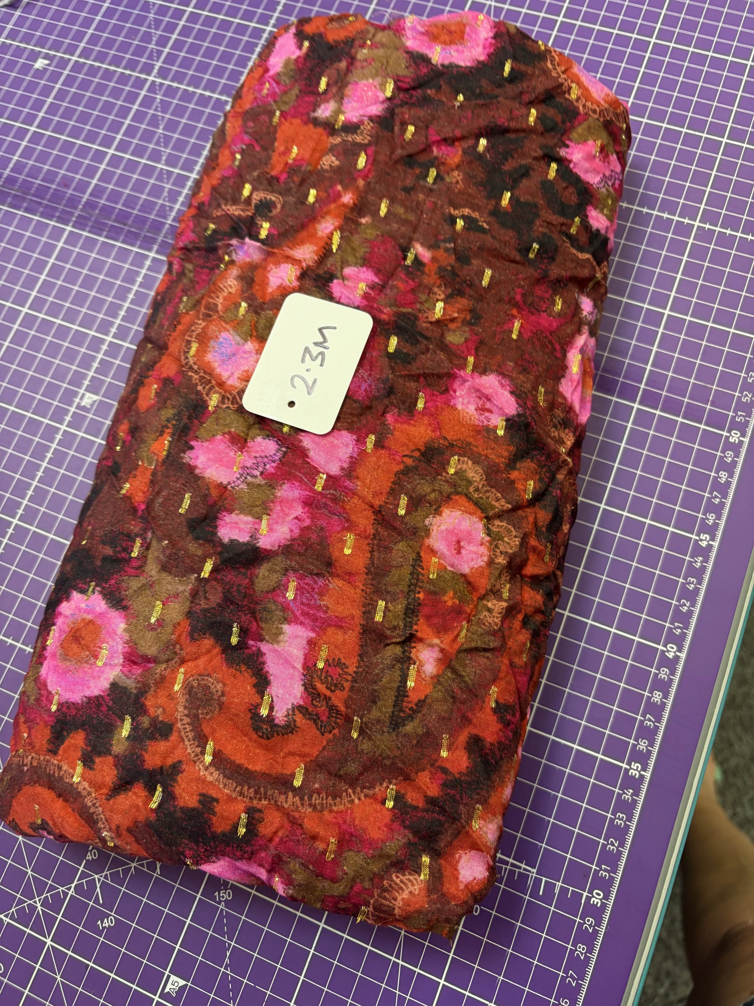 2.3m Warm Paisley Bloom Viscose Lurex - Mays Sub Box fabric