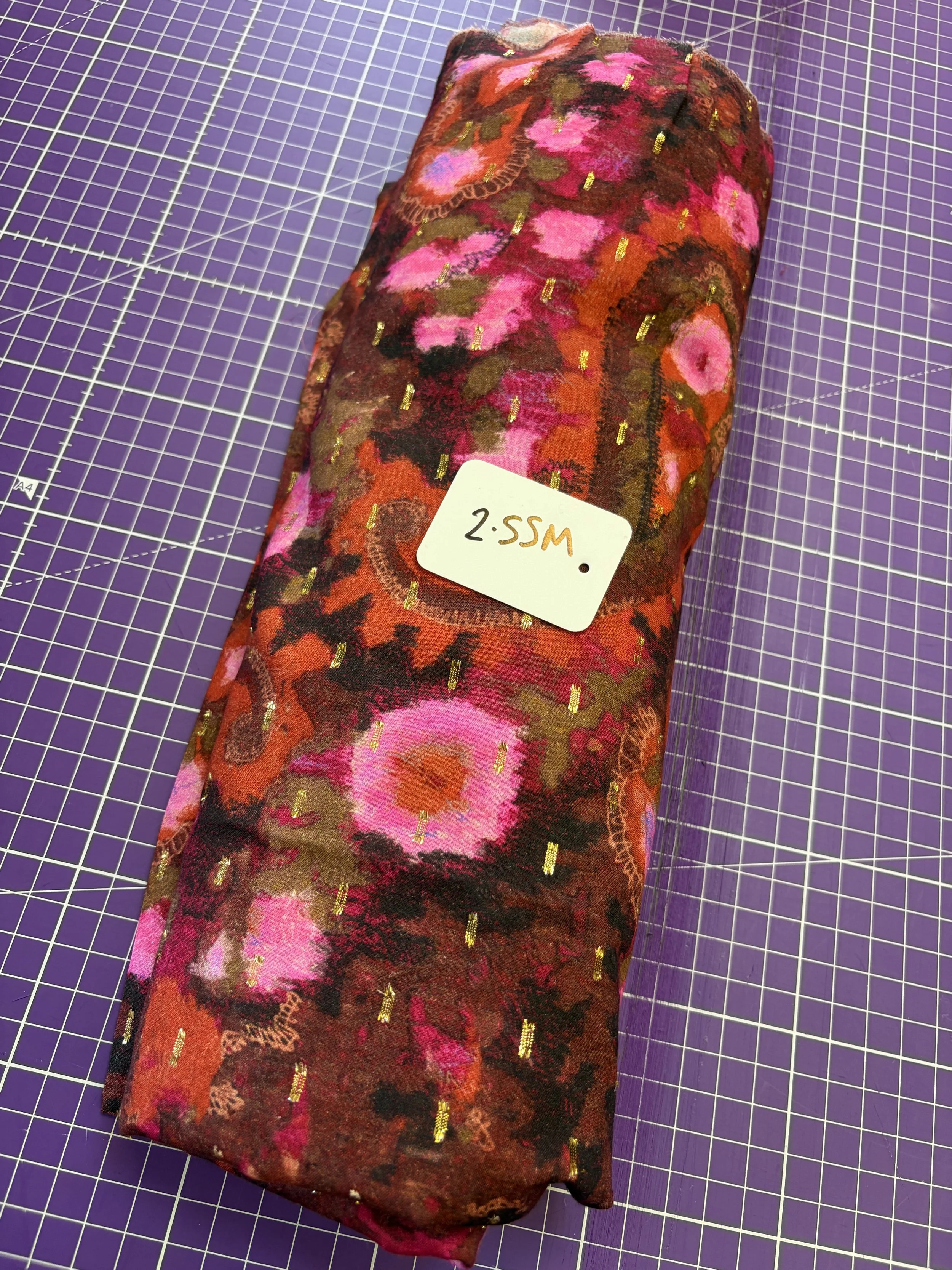 2.55m Warm Paisley Bloom Viscose Lurex - Mays Sub Box fabric (Copy)