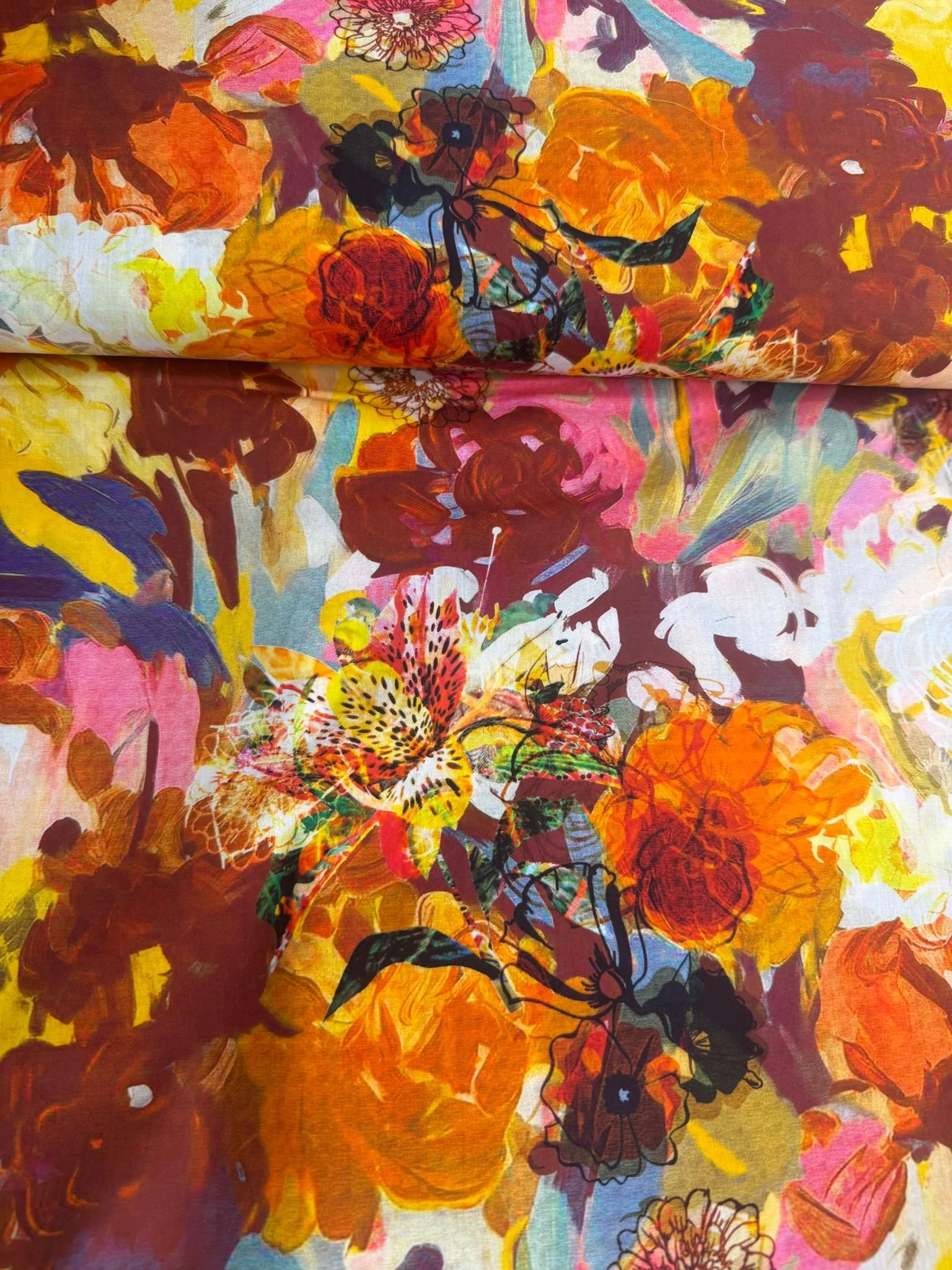 Lady McElroy - Petals In Pose - Gold - Cotton Pure Lawn